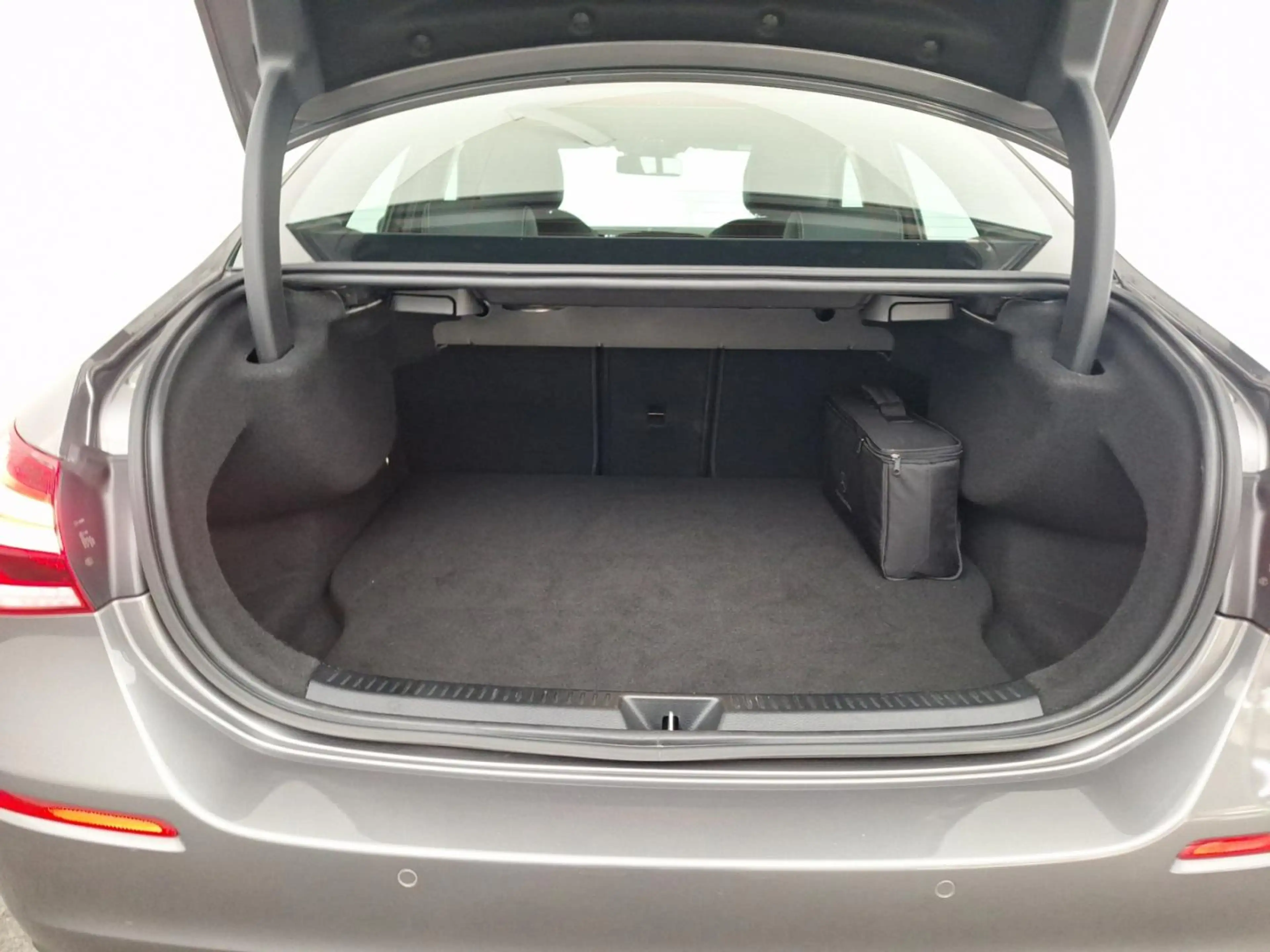 Mercedes-Benz A 250 BERLINE PHEV AUTOMAAT *CAMERA ACHTER* — photo 6