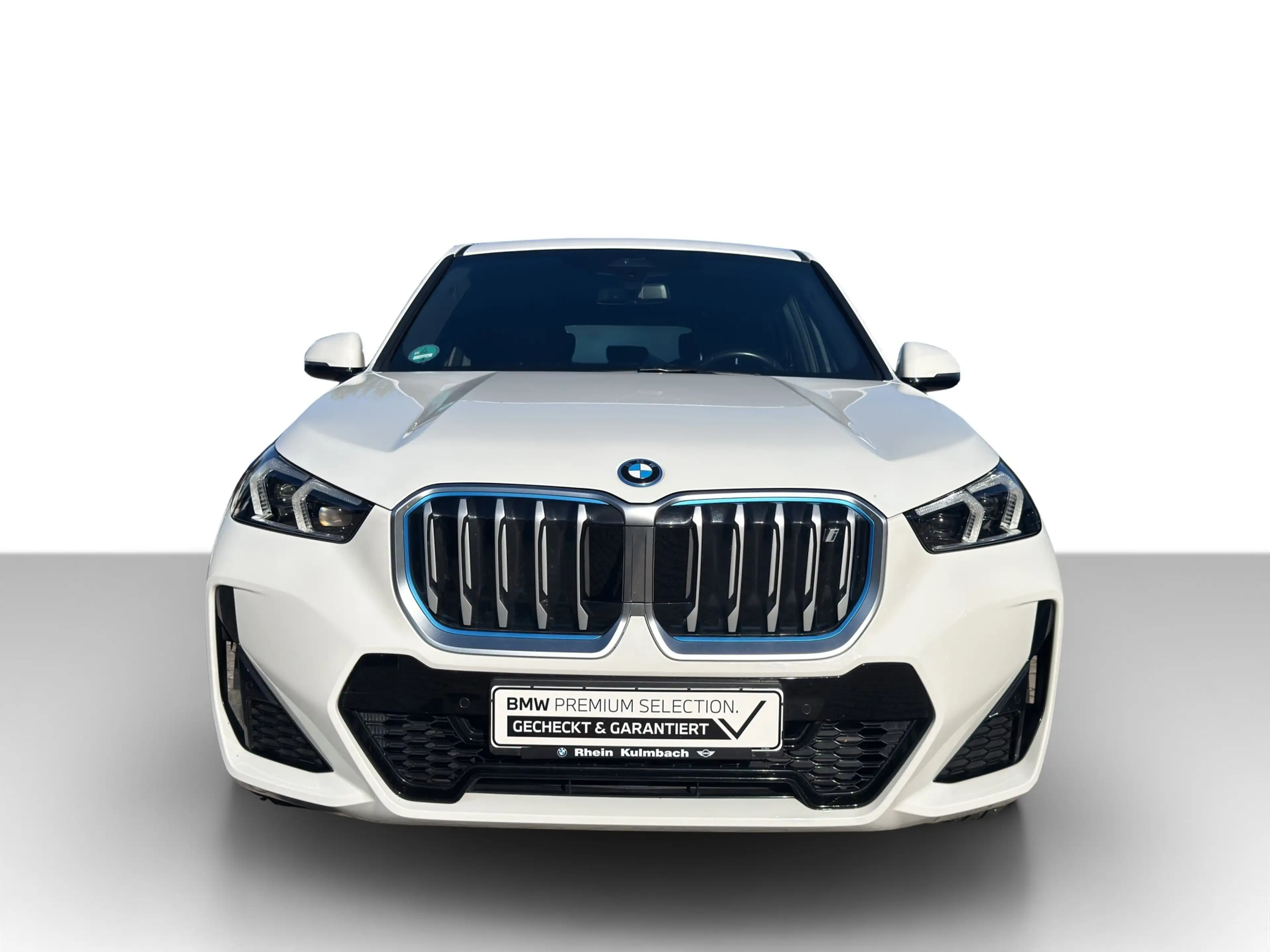BMW iX1 xDrive30 M Sport Navi AdapLED ACC AHK ParkAs M Spo — photo 3