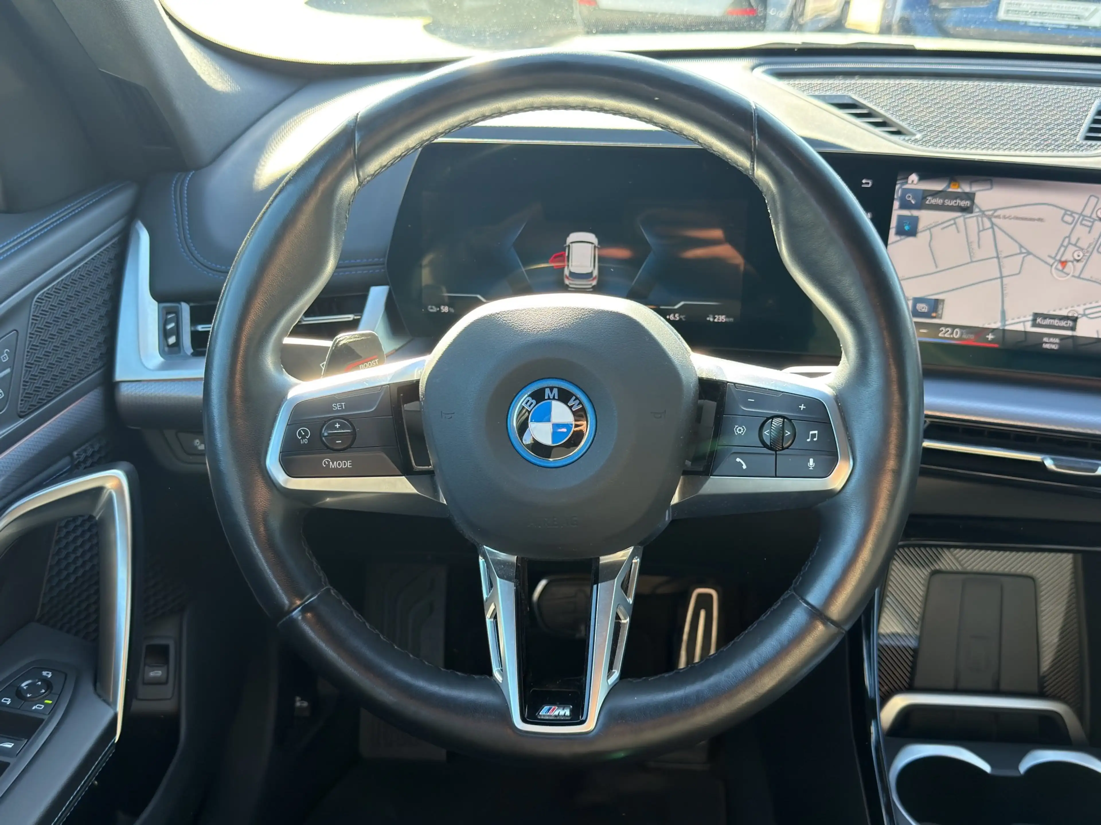 BMW iX1 xDrive30 M Sport Navi AdapLED ACC AHK ParkAs M Spo — photo 11