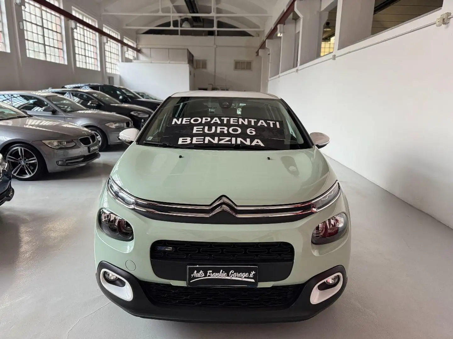 Citroen C3 PureTech 82 Shine - 2