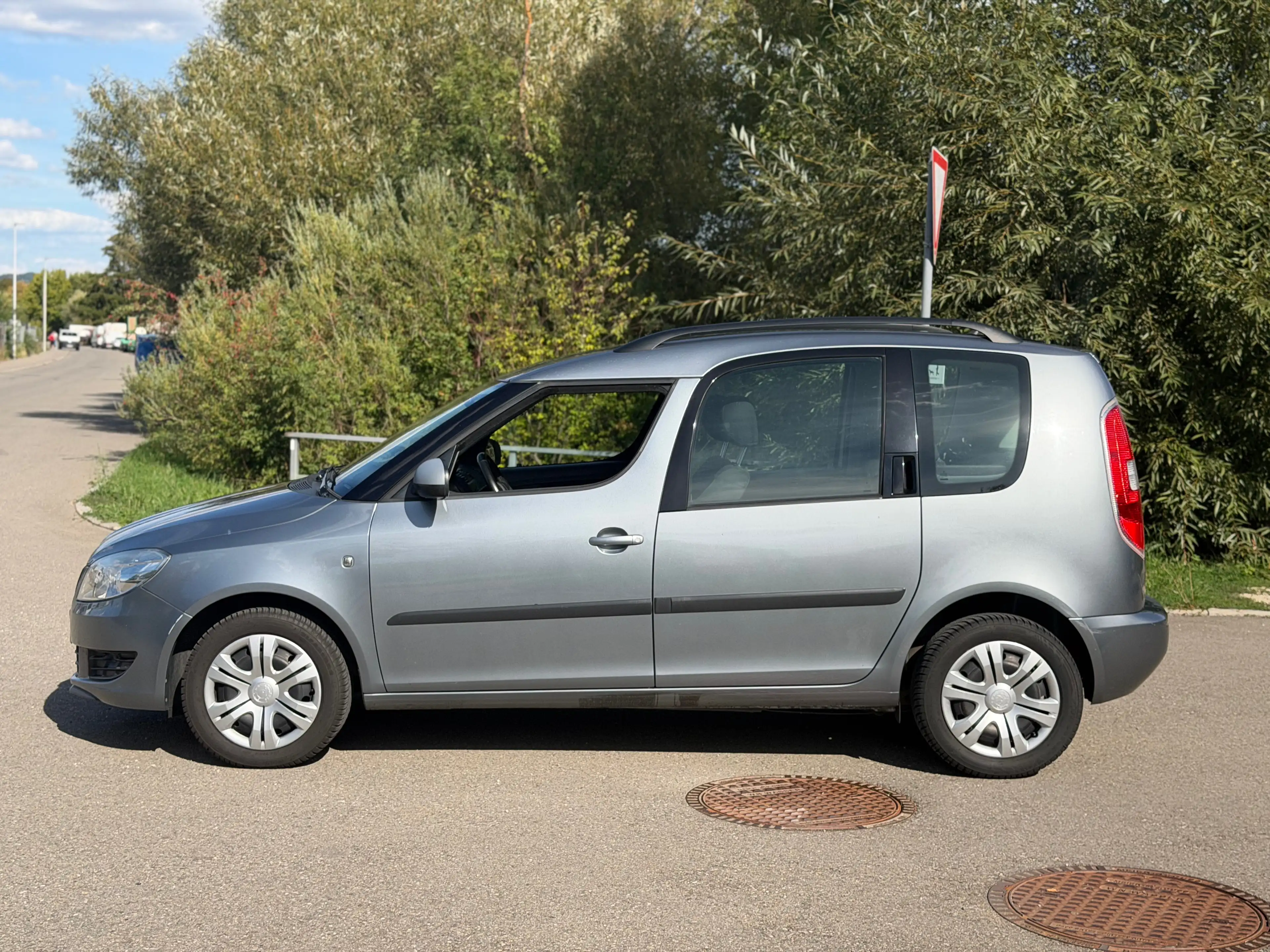 Skoda Roomster 1.2 TSI Klima | EUR5 | PDC | TÜV 09/2028 — photo 3