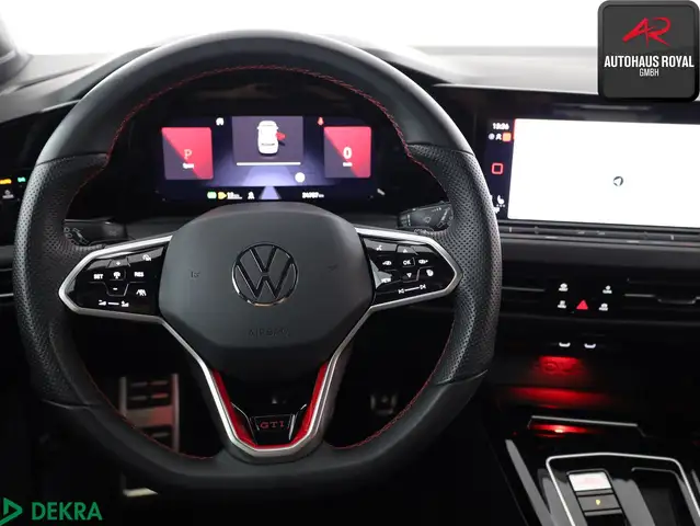 Volkswagen Golf view 11