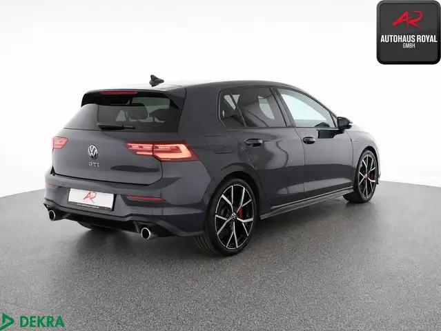 Volkswagen Golf view 5