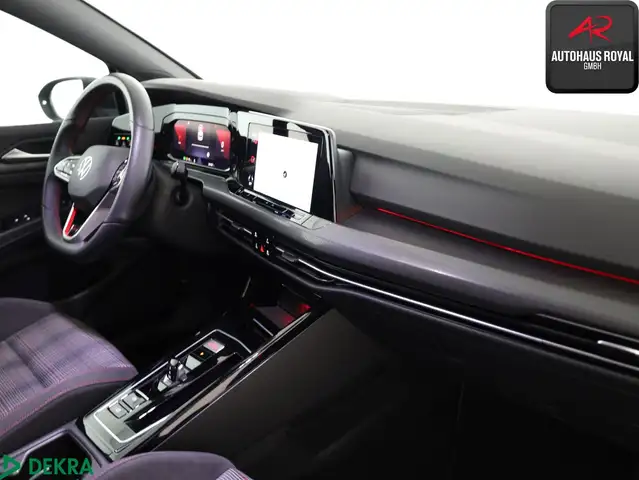Volkswagen Golf view 9