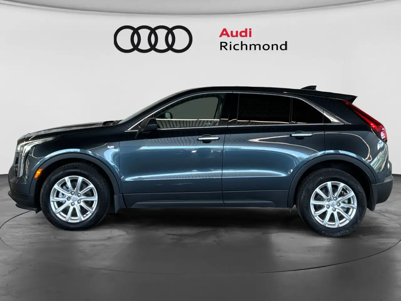 Cadillac XT4 снимка Cadillac XT4