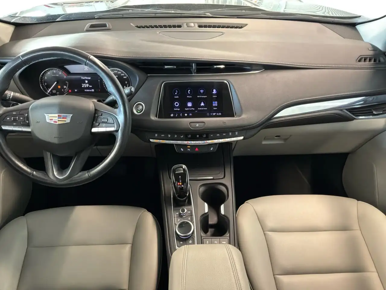 Cadillac XT4 снимка Cadillac XT4