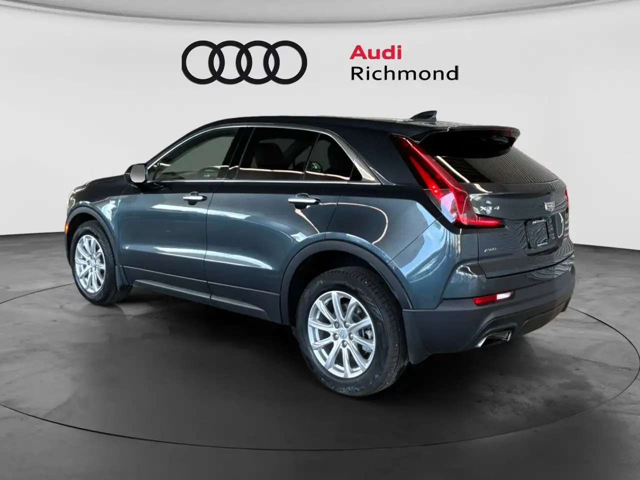 Cadillac XT4 снимка Cadillac XT4