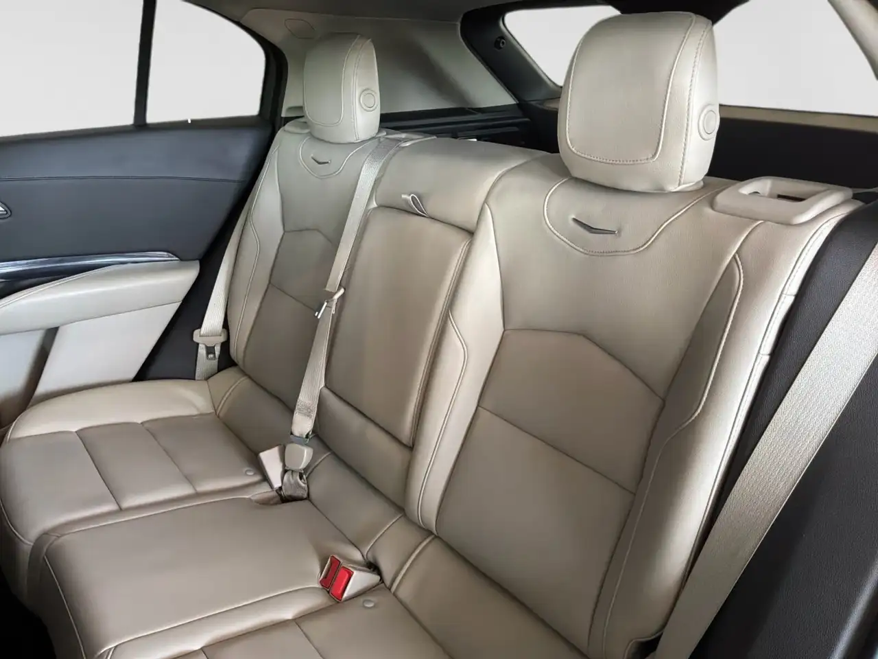 Cadillac XT4 снимка Cadillac XT4