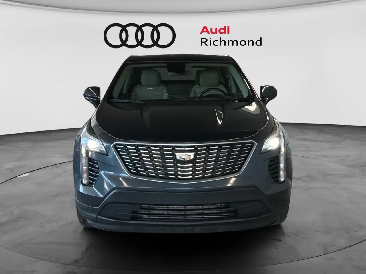 Cadillac XT4 снимка Cadillac XT4