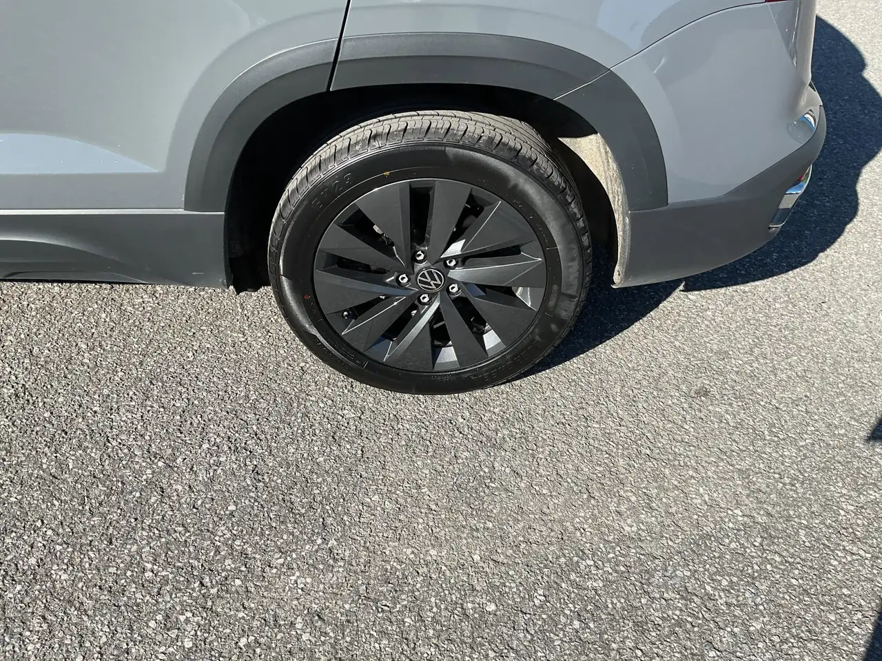 Volkswagen Taos снимка Volkswagen Taos