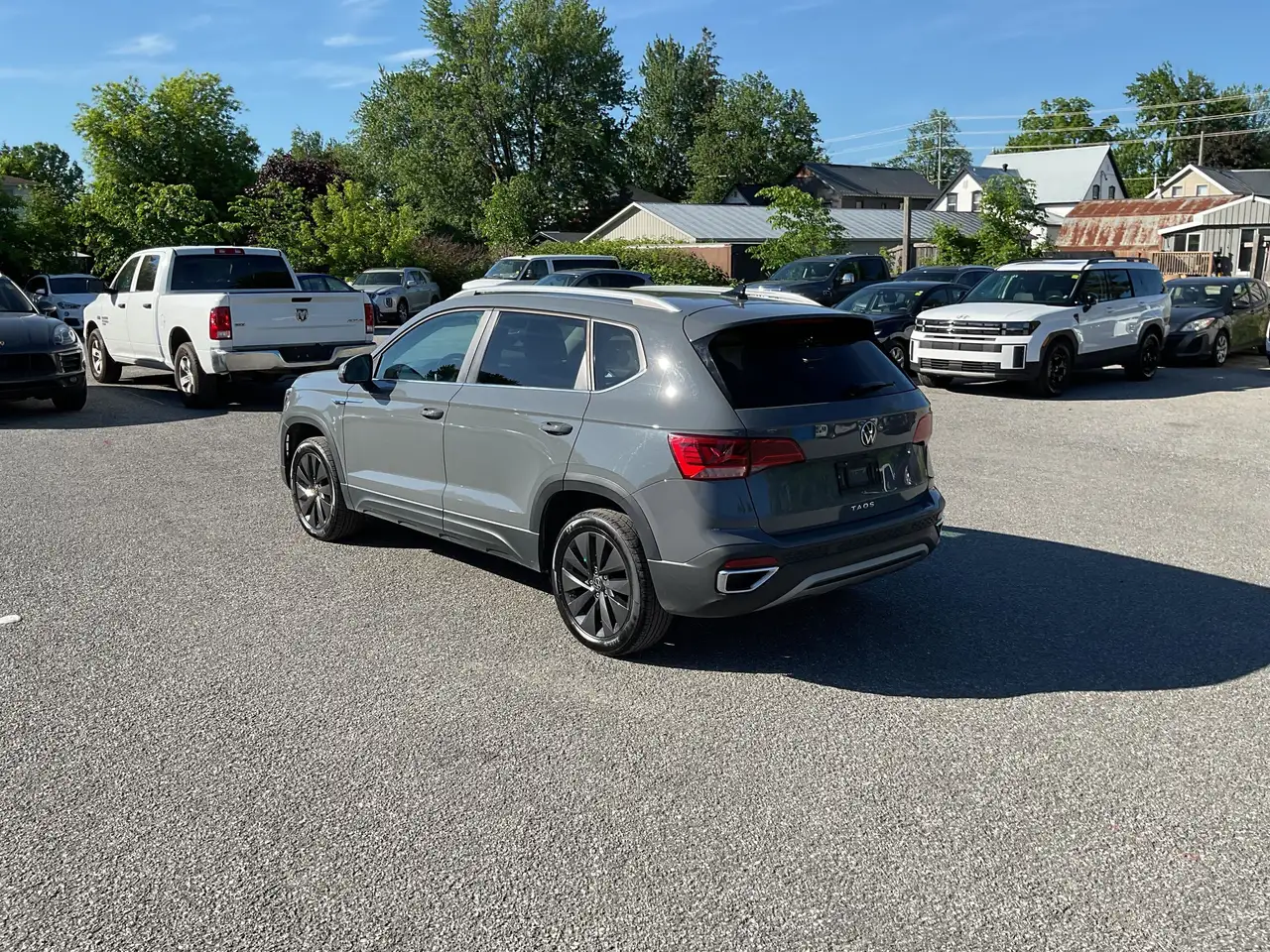 Volkswagen Taos снимка Volkswagen Taos