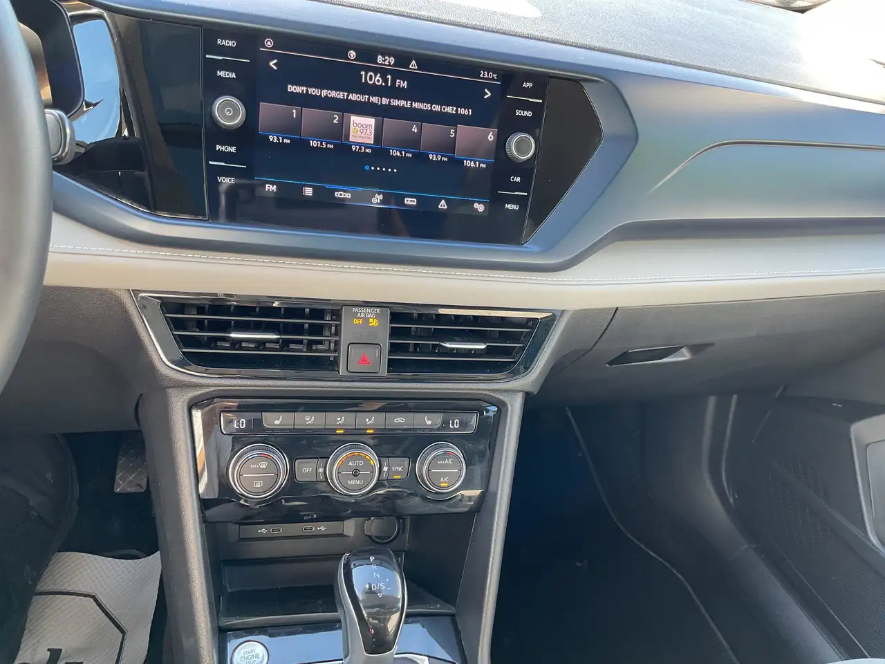 Volkswagen Taos снимка Volkswagen Taos