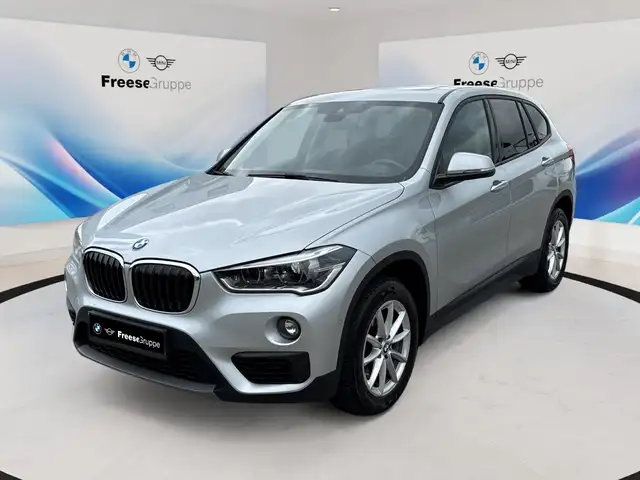 Bmw X1 xDrive20d HEAD UP PANO RFK HIFI LORDOSE LED