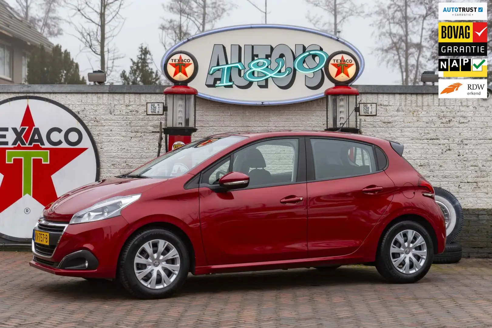 Peugeot 208 1.2 PureTech Blue Lion 1e Eigenaar 11.600km +NAP Rot - 1