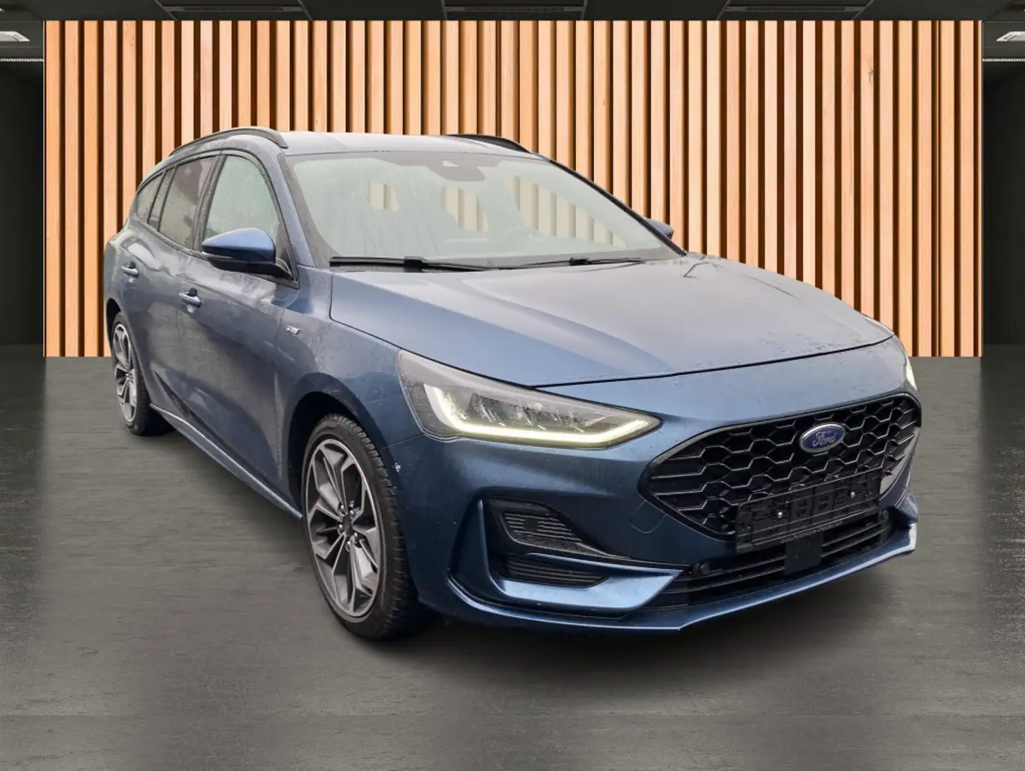 Ford Focus Turnier 1.0 EcoBoost ST-Line*ACC*Kamera* Modrá - 2
