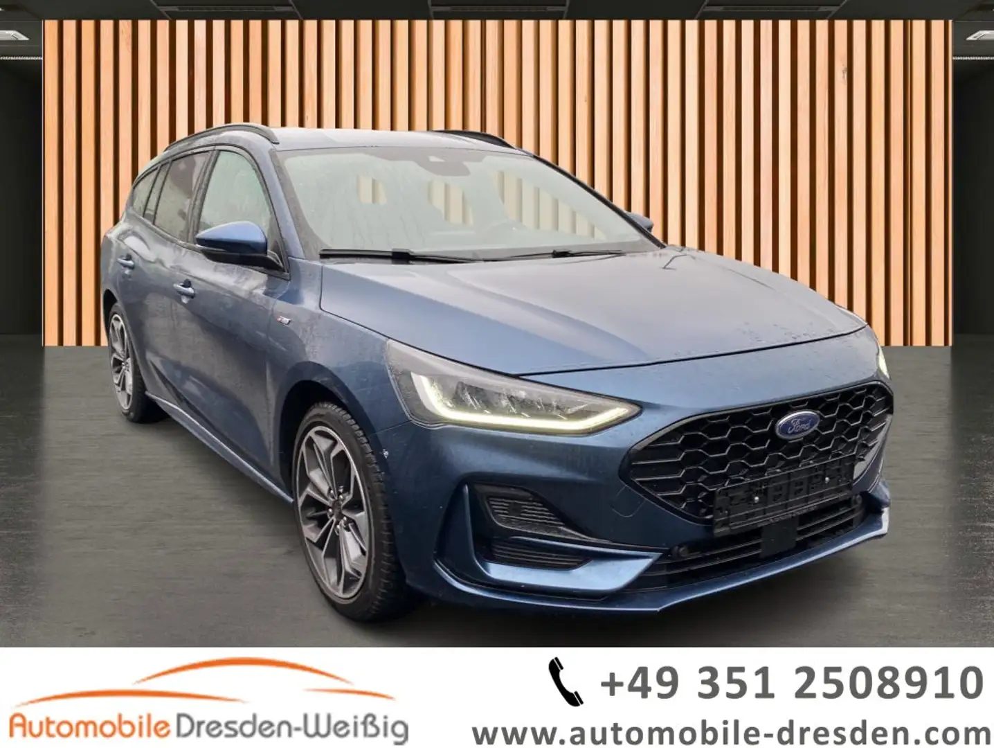 Ford Focus Turnier 1.0 EcoBoost ST-Line*ACC*Kamera* Modrá - 1