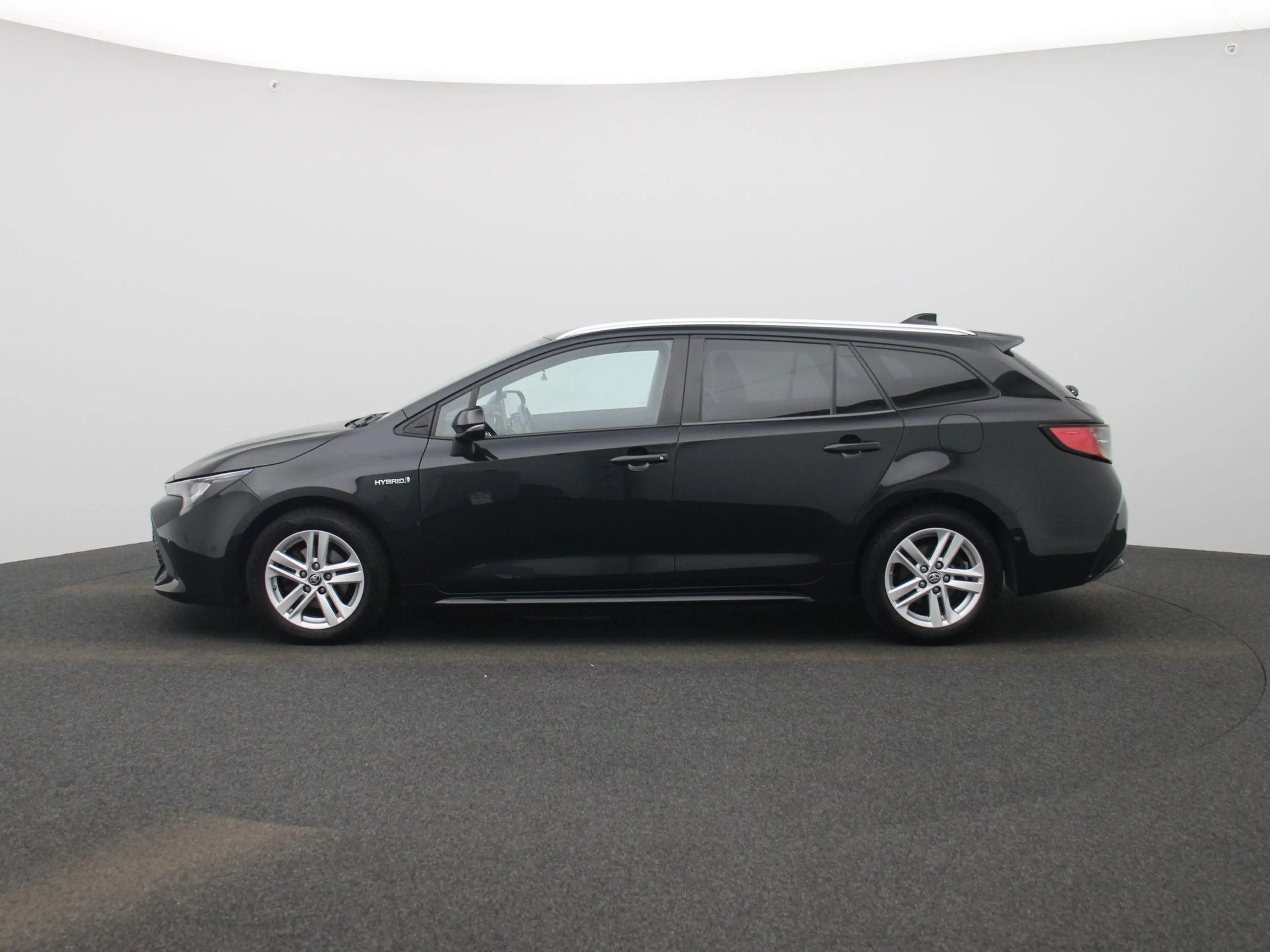 Toyota Corolla Touring Sports 1.8 Hybrid e-CVT Camera | PDC V+A | — photo 4