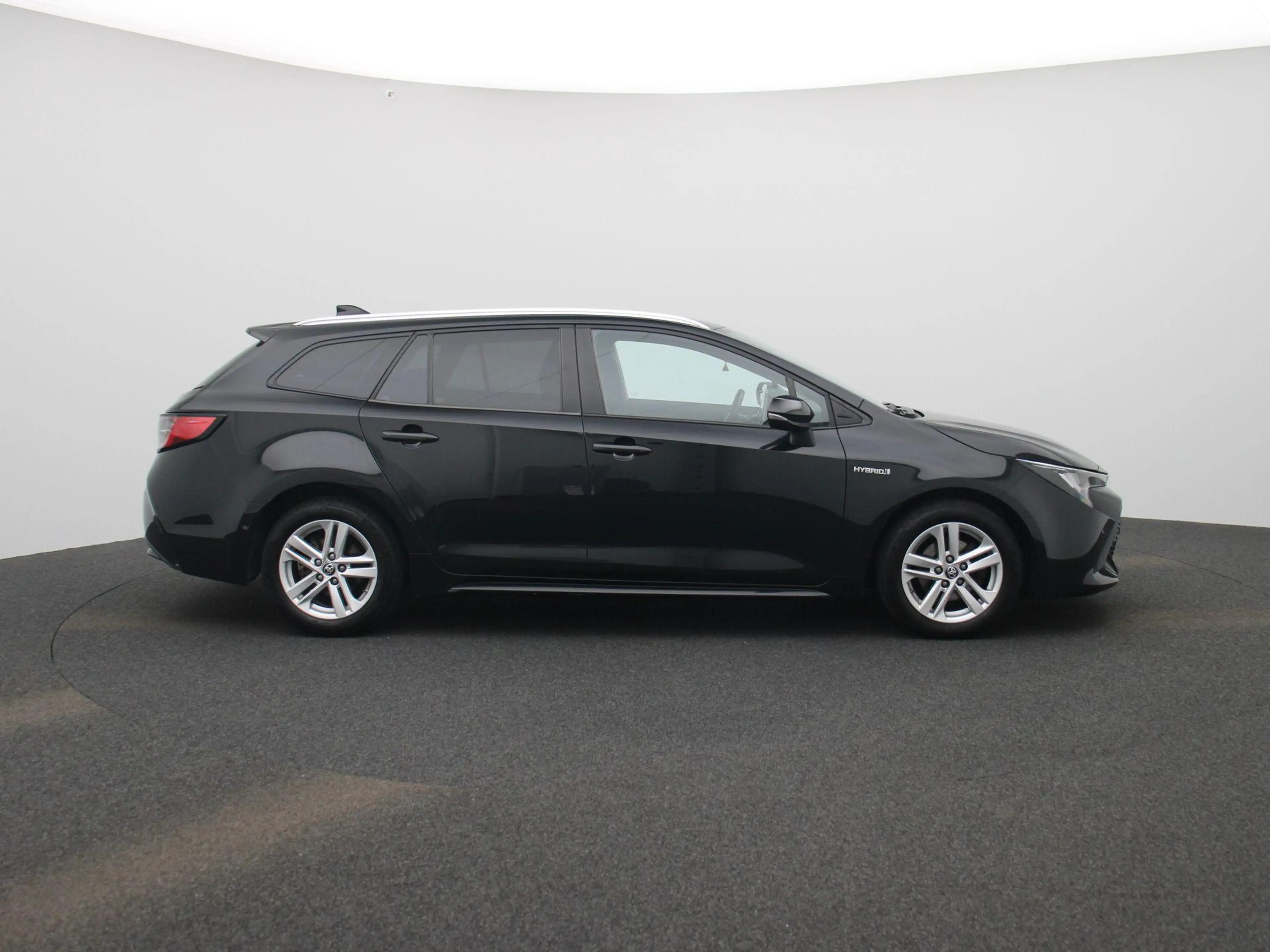 Toyota Corolla Touring Sports 1.8 Hybrid e-CVT Camera | PDC V+A | — photo 6