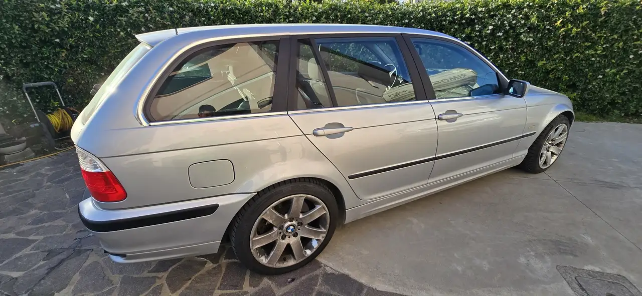 BMW 330i Touring Gpl, foto 6