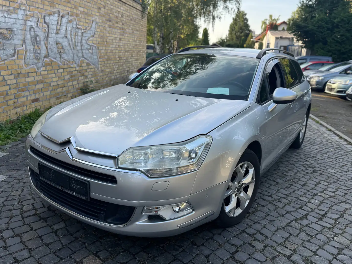 Citroen C5 C5 Tourer Diesel Tourer HDi 135 FAP Exclusive Silber - 1
