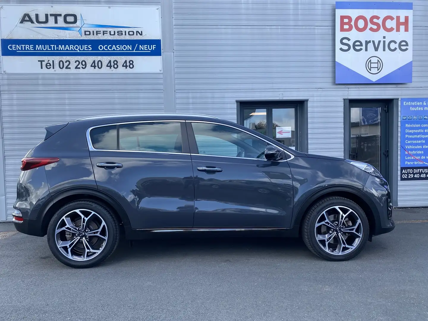 Kia Sportage 1.6 CRDI 136CV MHEV GT LINE PREMIUM 4X2 DCT7 Gris - 1
