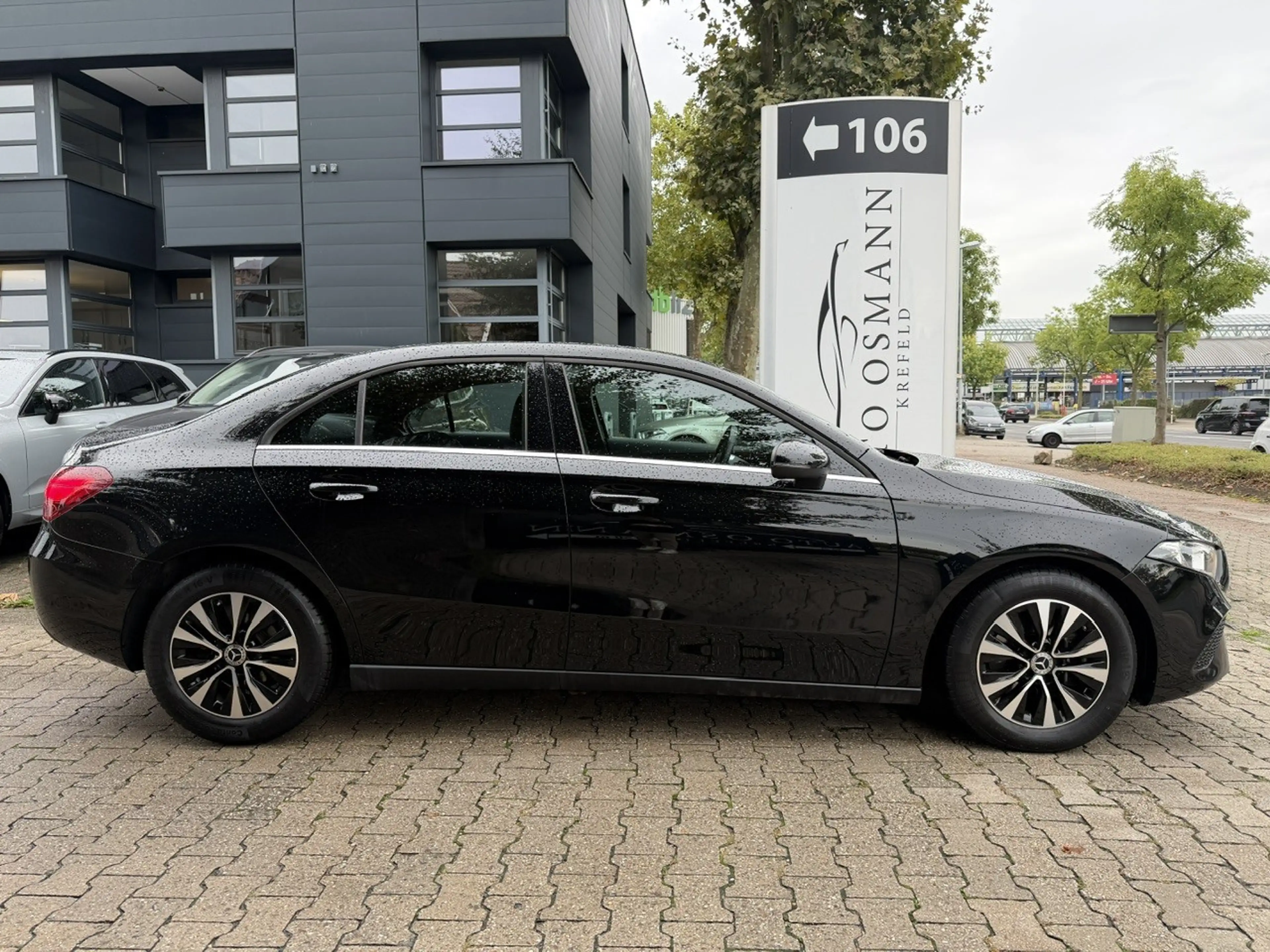 Mercedes-Benz A 200 d 8G-DCT Lim. Entry | RFK | DAB — photo 5