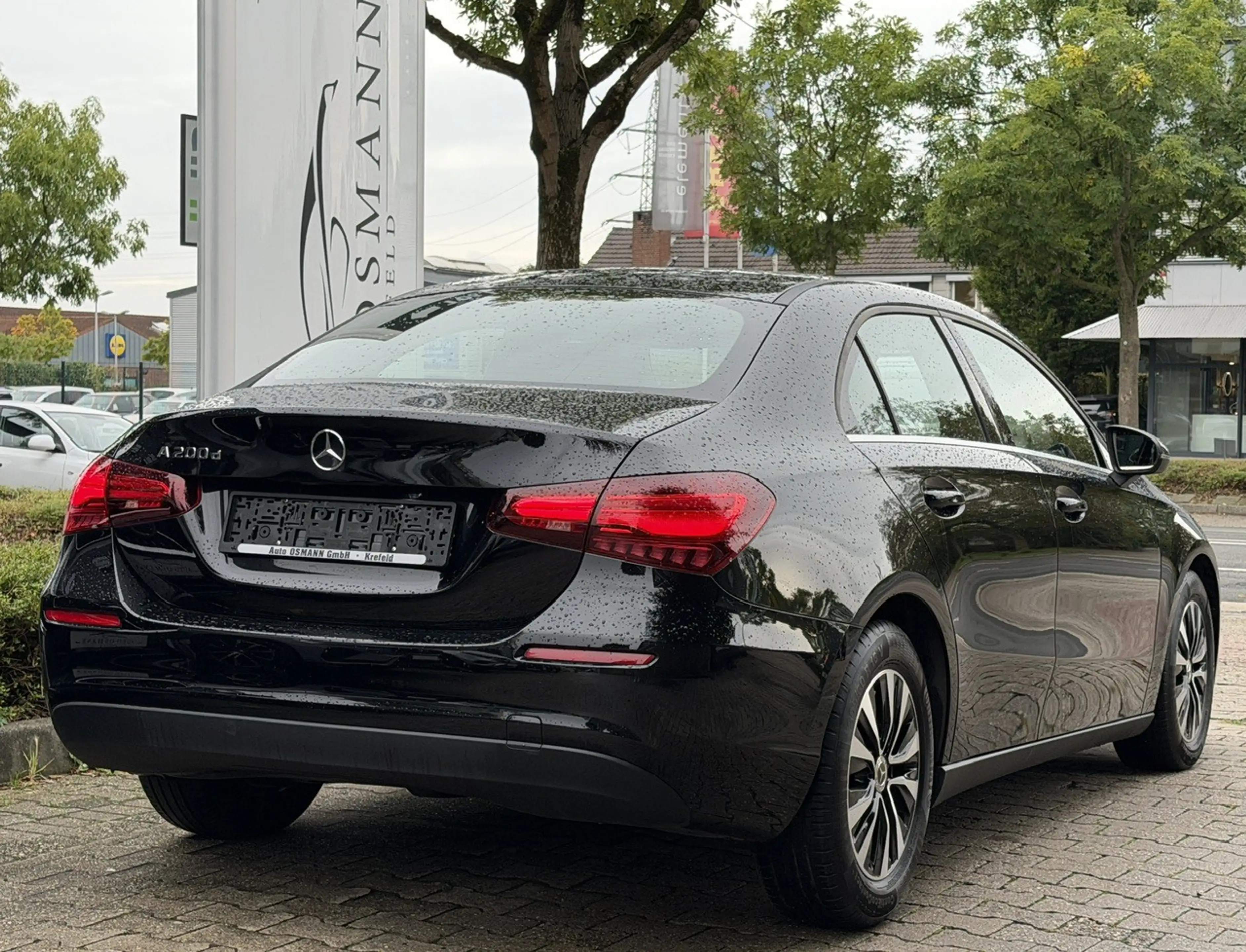 Mercedes-Benz A 200 d 8G-DCT Lim. Entry | RFK | DAB — photo 7