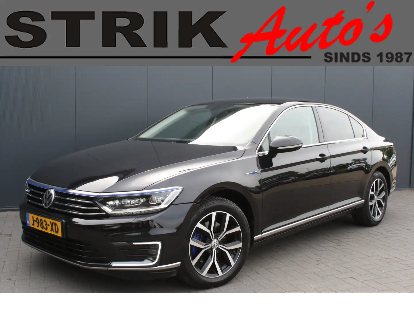 Volkswagen Passat 1.4 TSI GTE Highline NAVIGATIE- CAMERA - LEDEREN S Чорний - 1