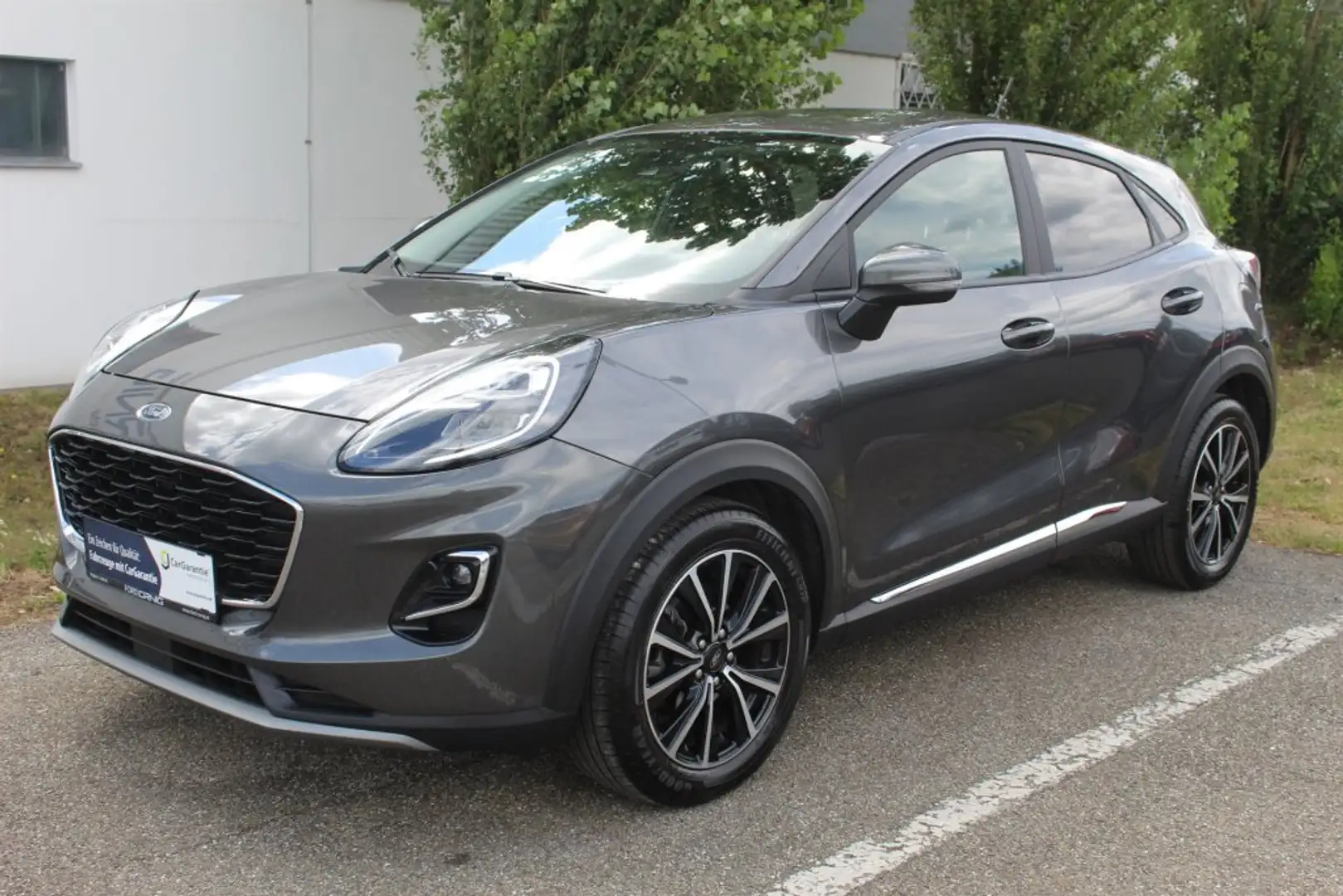 Ford Puma Titanium 1.0EcoBoost 125PS A7 Automatik Grijs - 1