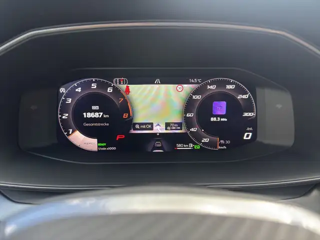 Cupra Formentor view 10