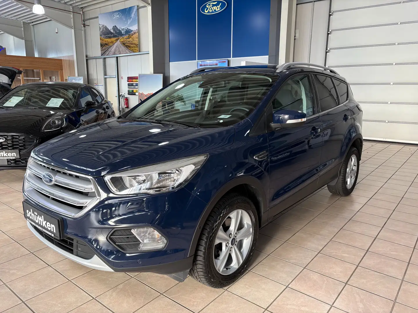 Ford Kuga 1.5 EcoBoost Trend WiPa, Alu, TELE BT, PDC v+h, KL Bleu - 1