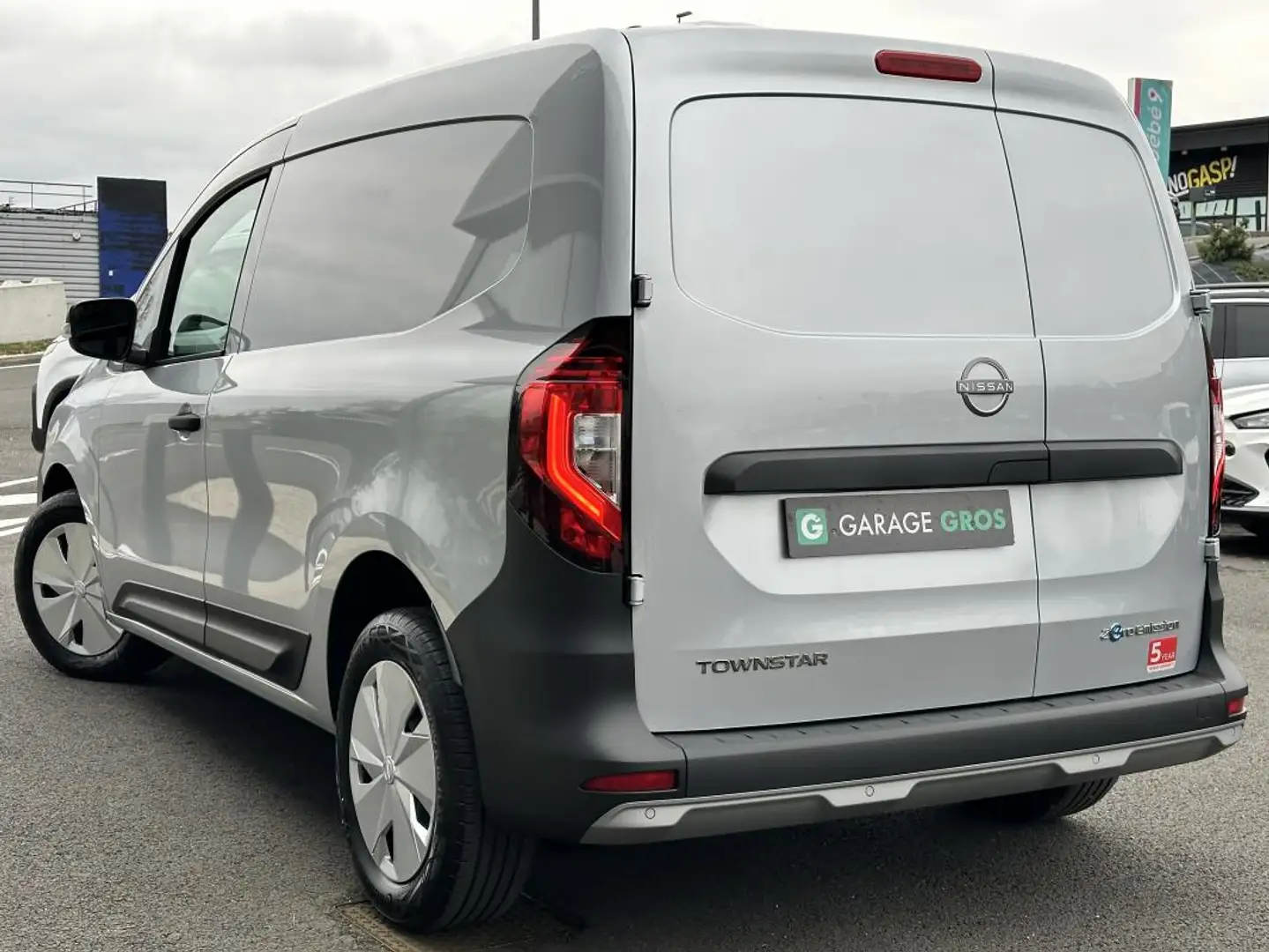 Nissan Townstar FOURGON ELECTRIQUE EV L1 45KWH CHARGEUR 22KW ACENT Gris - 2