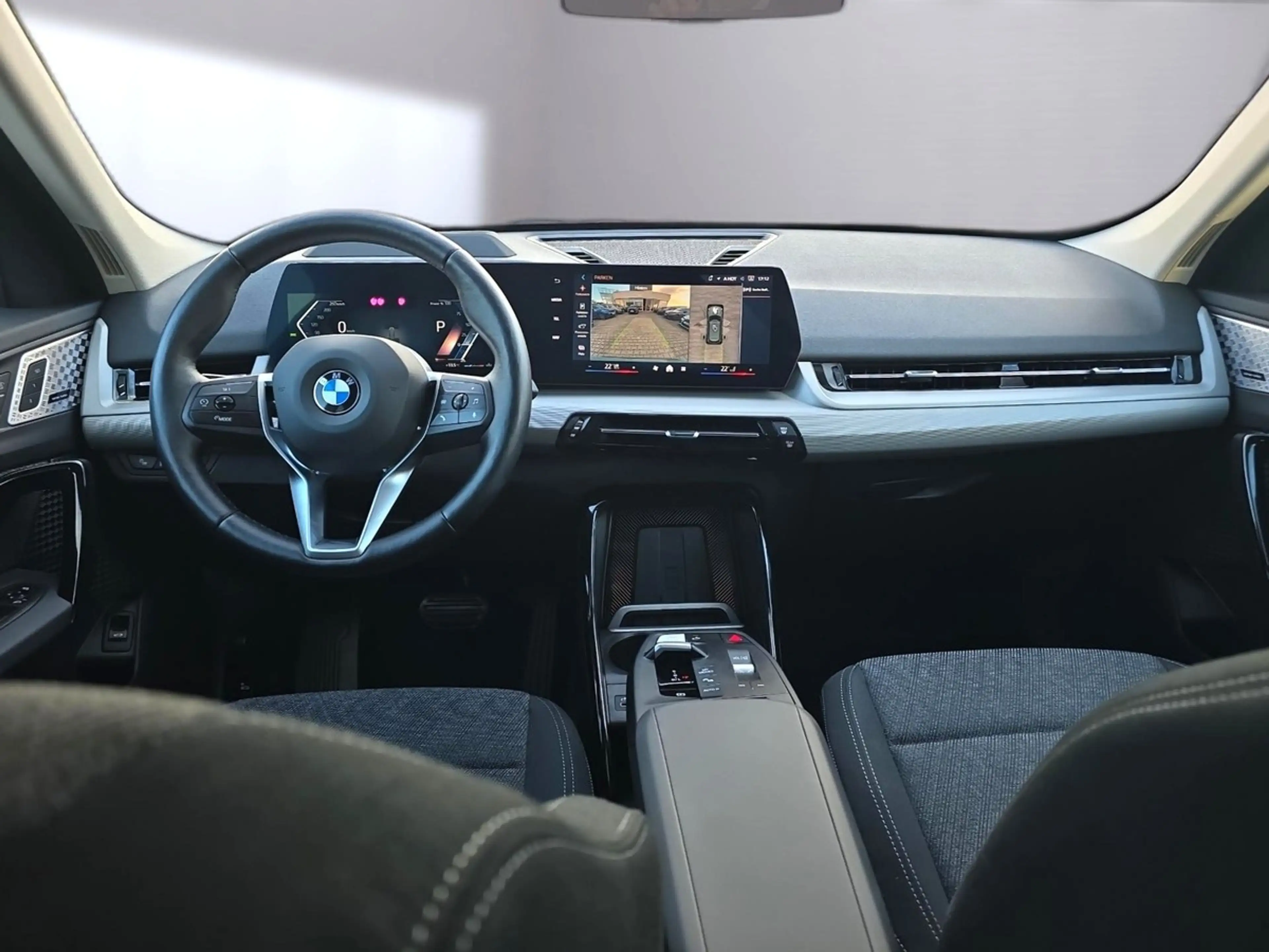 BMW X1 20i AHK+aLED+Head-Up+360°+ACC+Harman&Kardon — photo 11