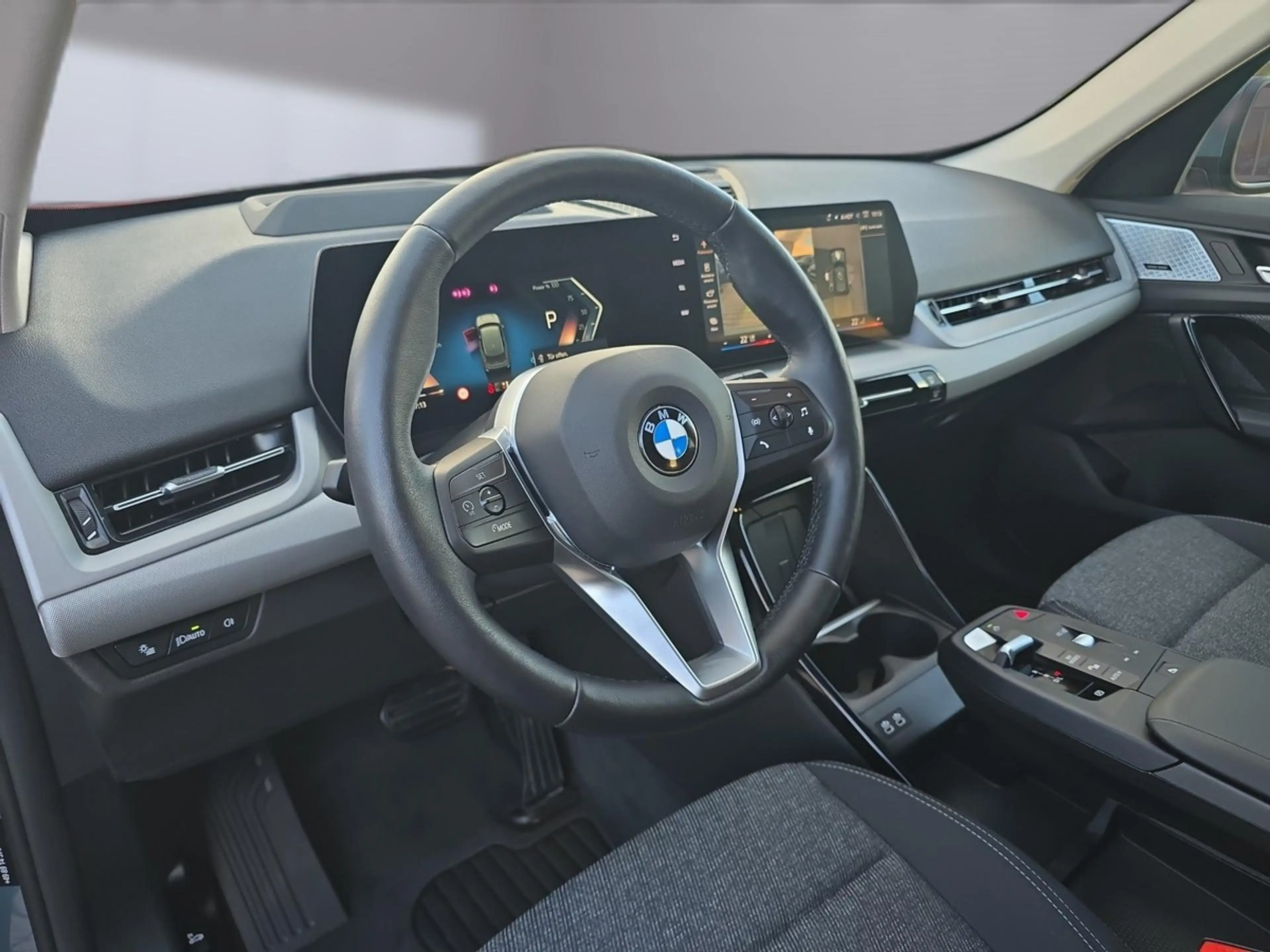 BMW X1 20i AHK+aLED+Head-Up+360°+ACC+Harman&Kardon — photo 10