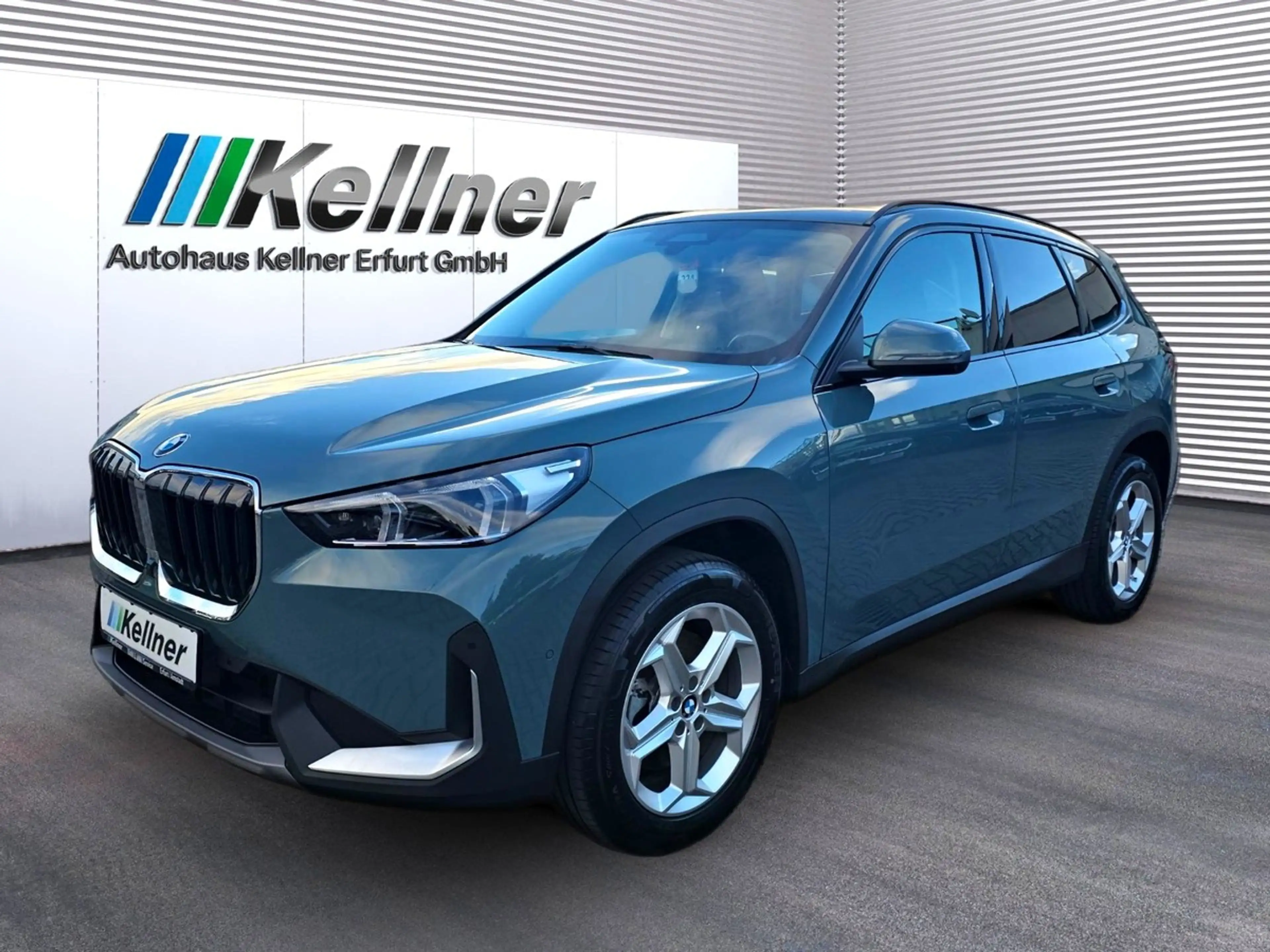 BMW X1 20i AHK+aLED+Head-Up+360°+ACC+Harman&Kardon — photo 2