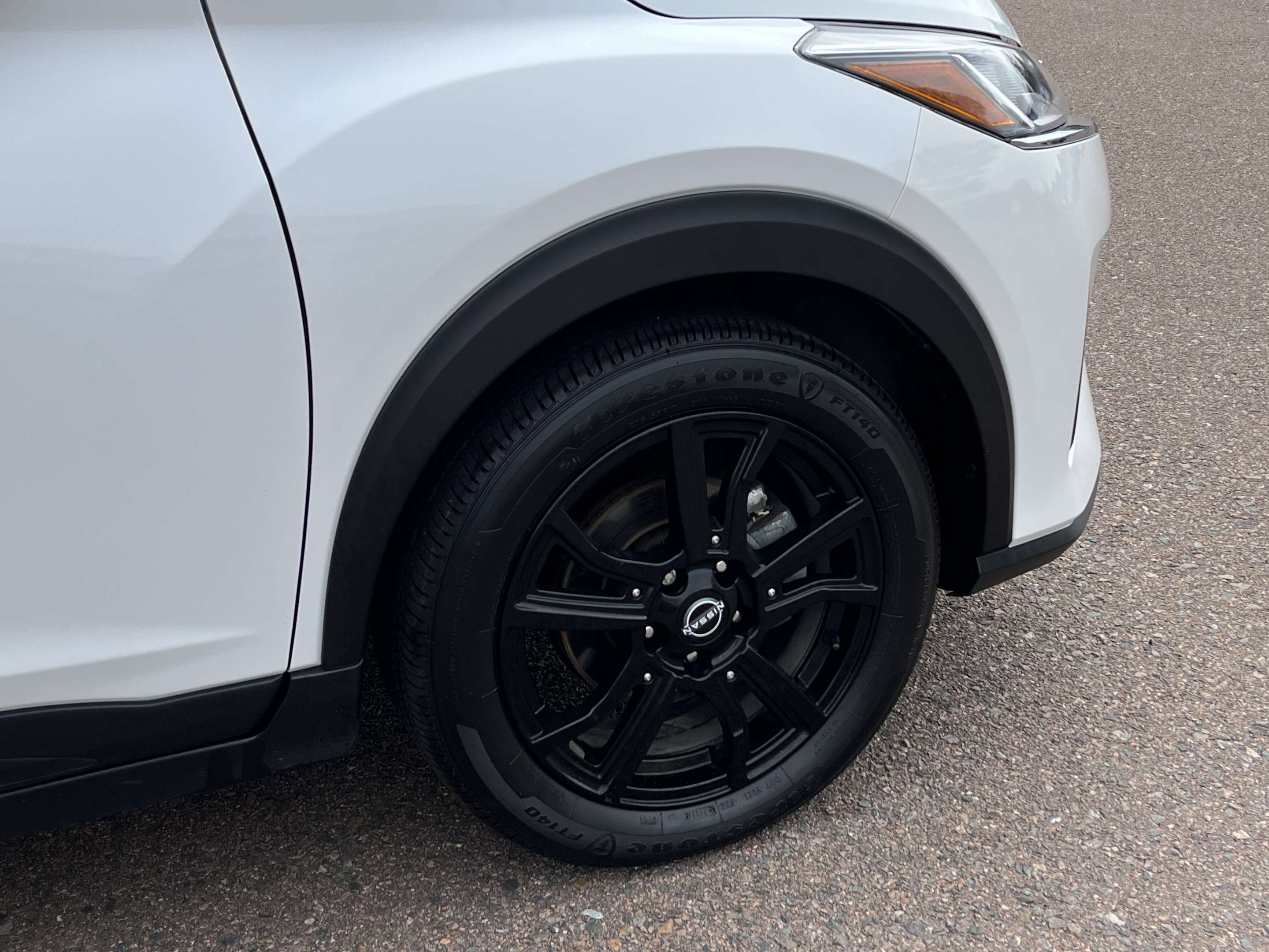 2023 Nissan Kicks