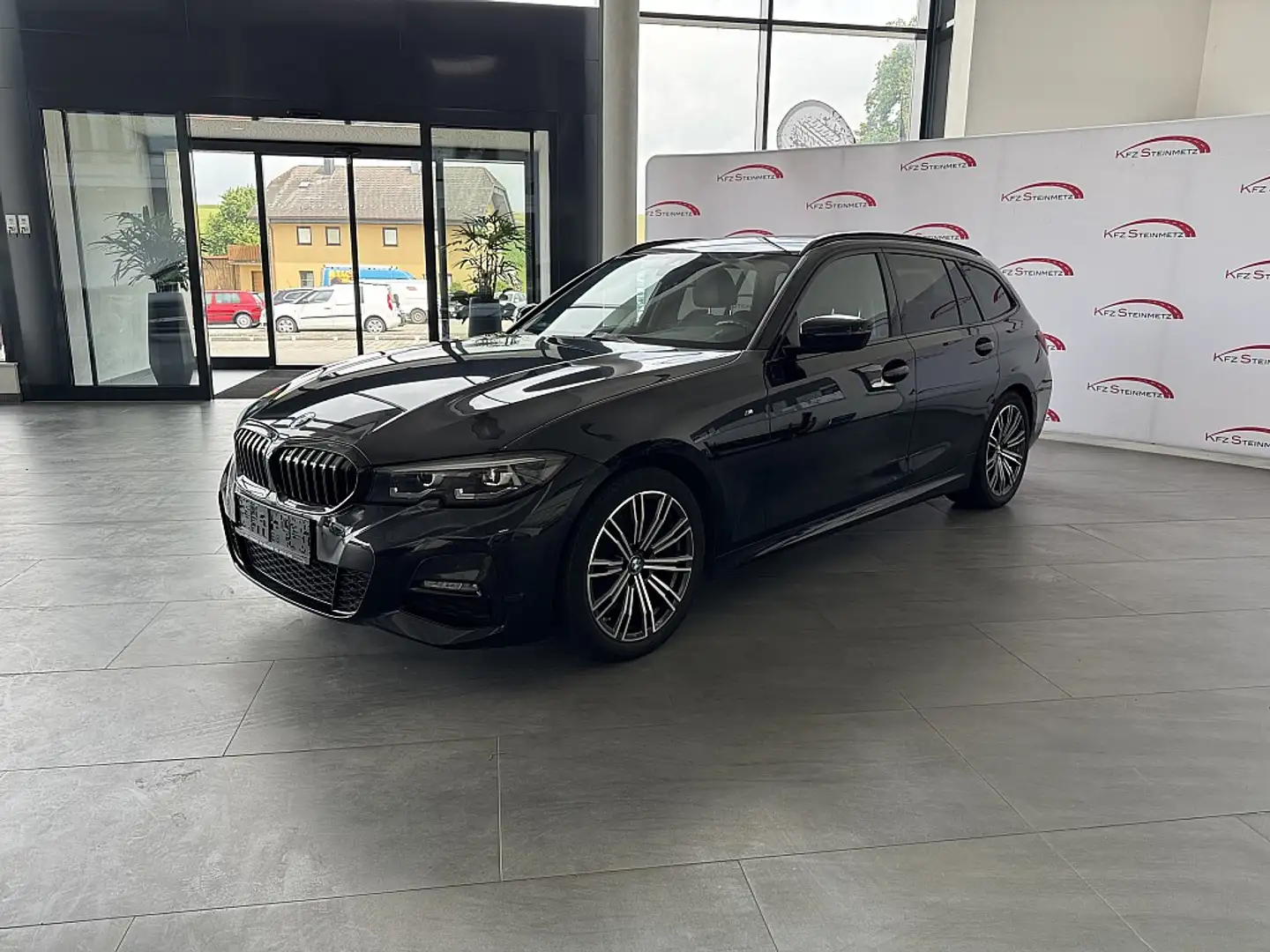 BMW 320 d Touring M-Sport, Live Cockpit, Navi Prof Schwarz - 1