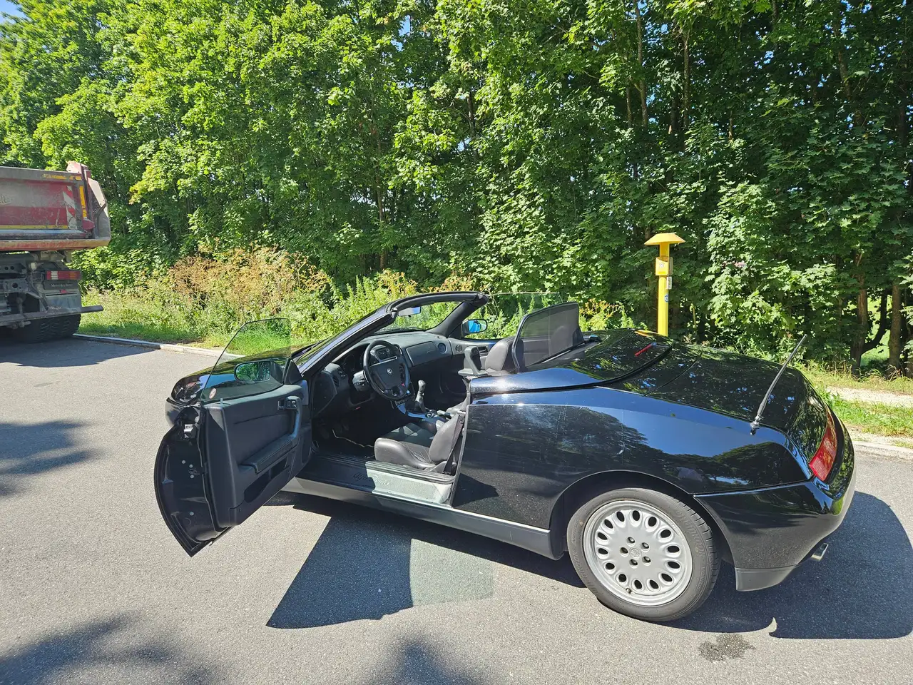 Alfa Romeo Spider 2.0 16V Twin Spark, foto 2