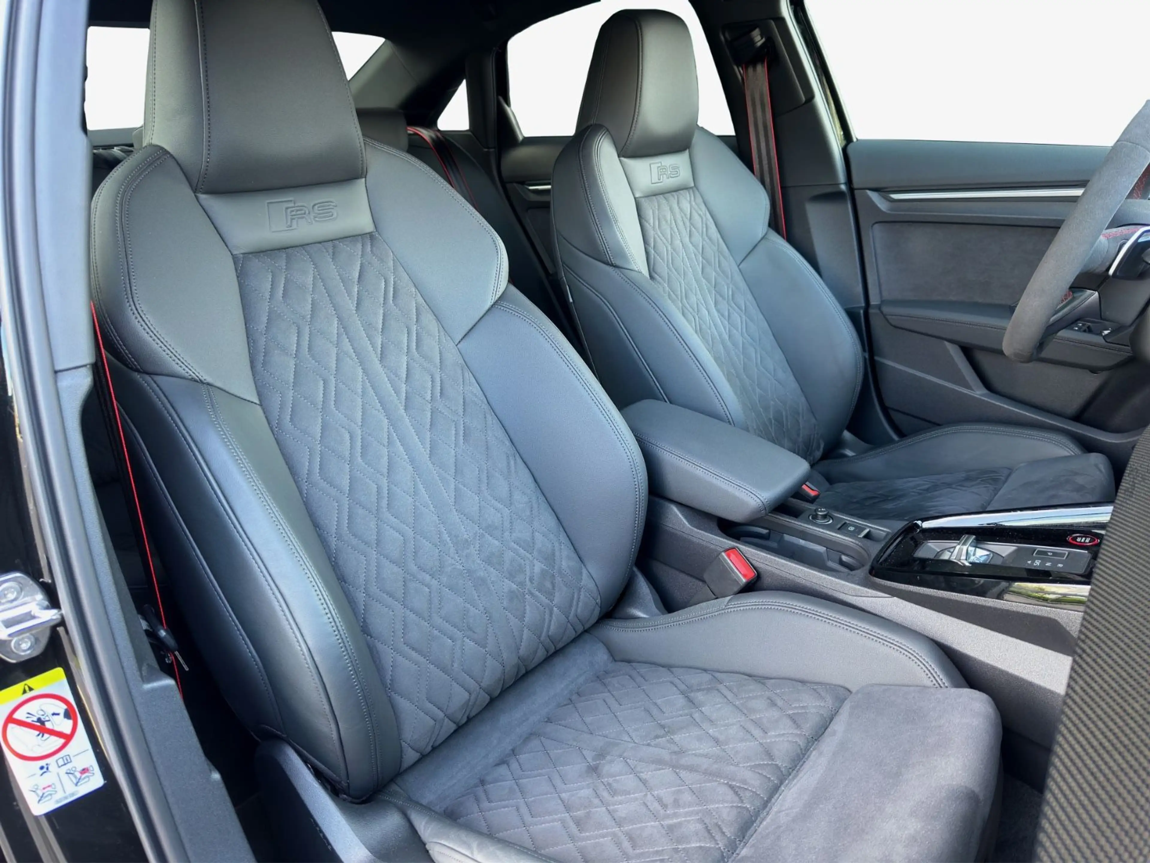 Audi RS3 Limousine Quattro°MARTIX°ACC°HUD°B&O°MEM° — photo 6