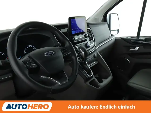 Ford Tourneo Custom view 11