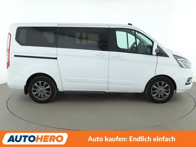 Ford Tourneo Custom view 7