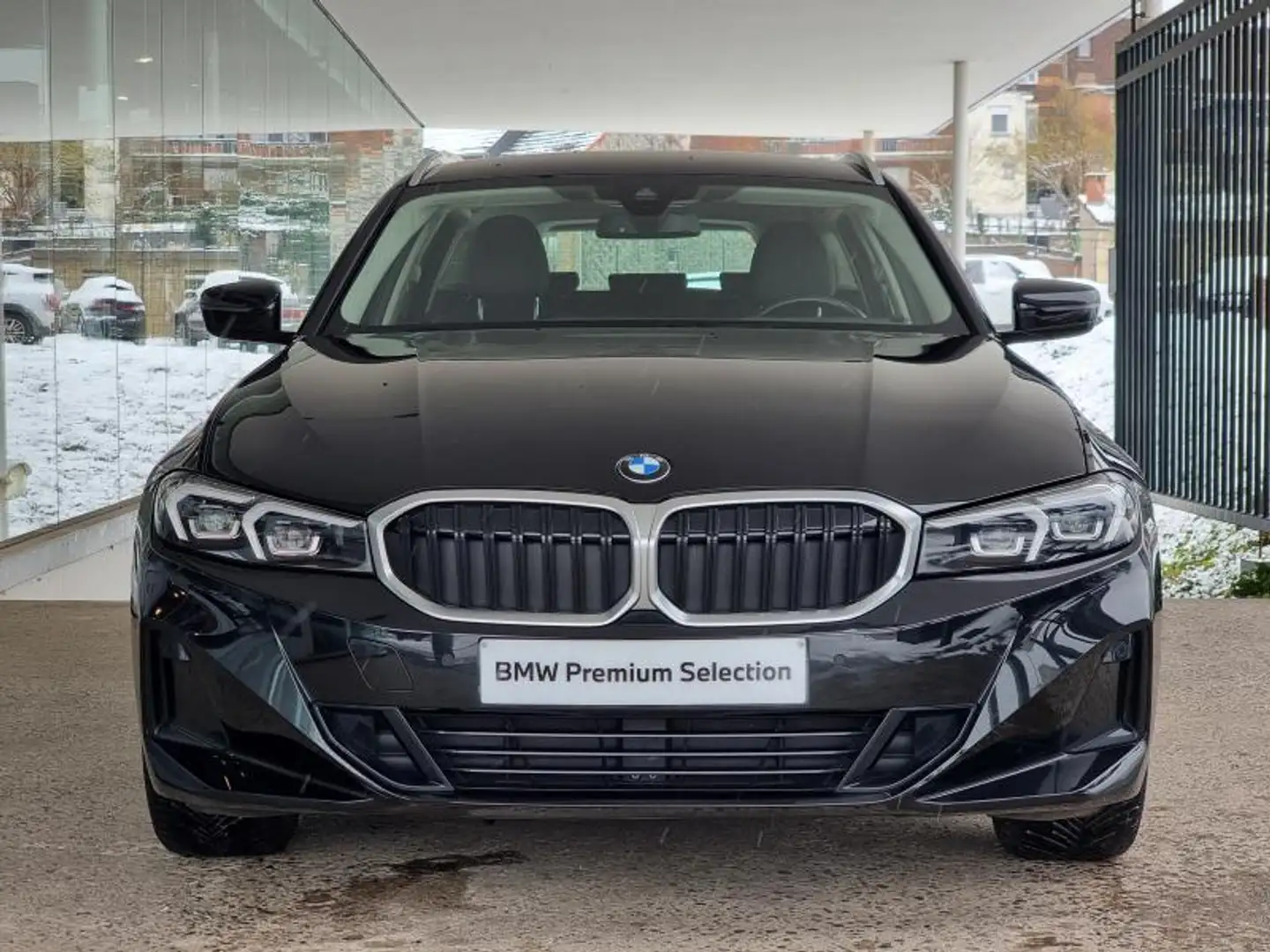 BMW 318 Touring Schwarz - 2
