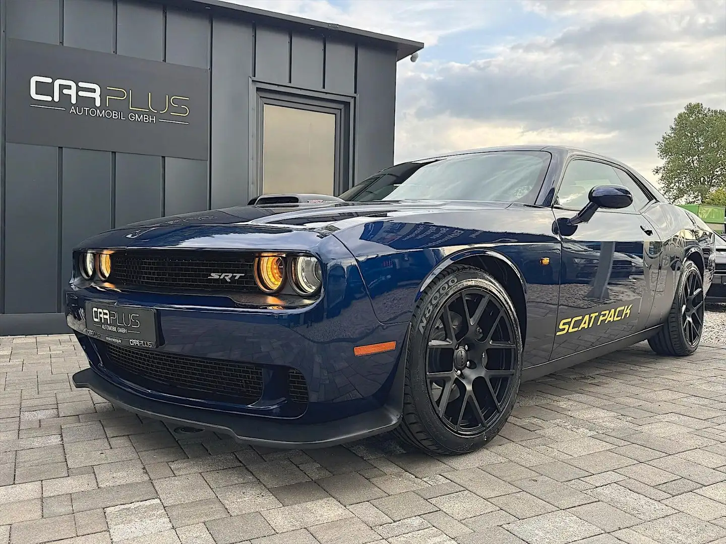 Dodge Challenger 6.4 V8 SRT 392 SCAT PACK SHAKER Perf. Bleu - 1