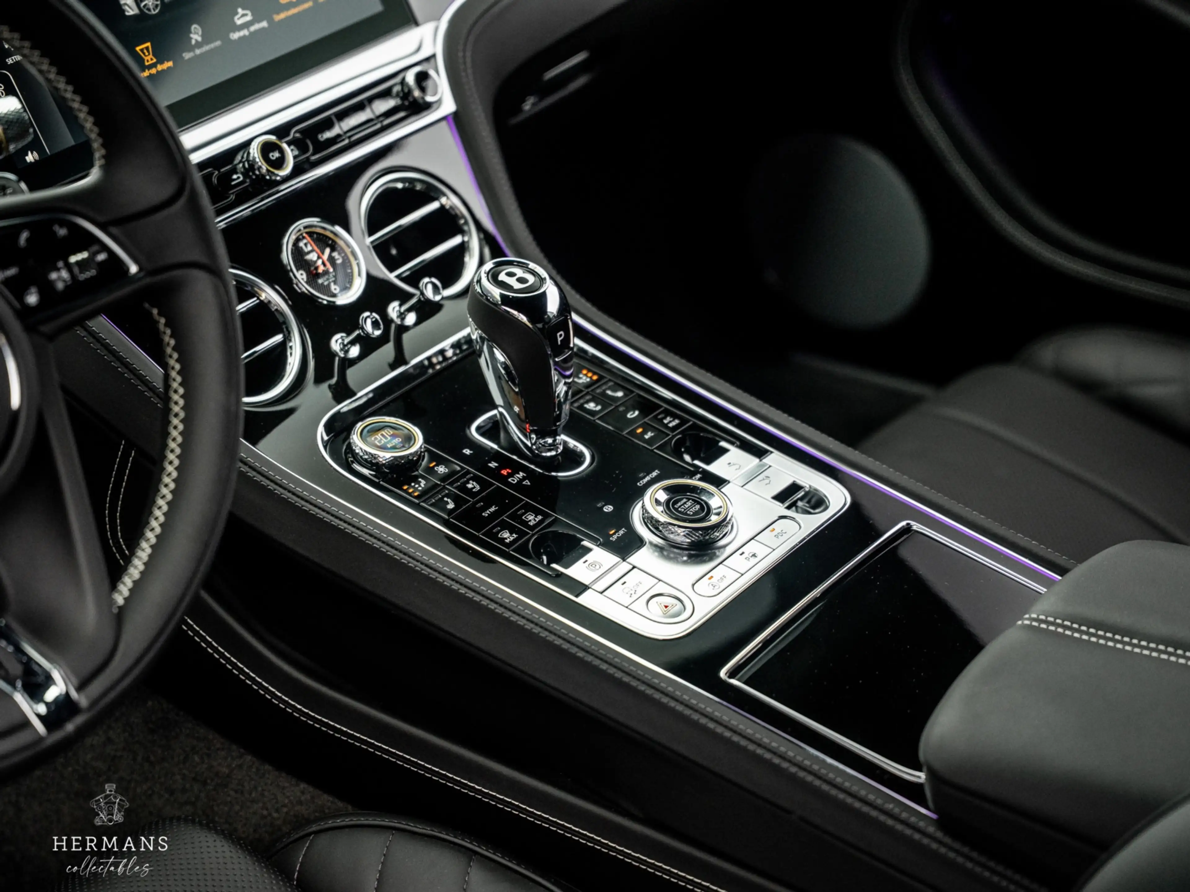 Bentley Continental GT 4.0 V8 / Massage / Adaptive / Perfect History — photo 26