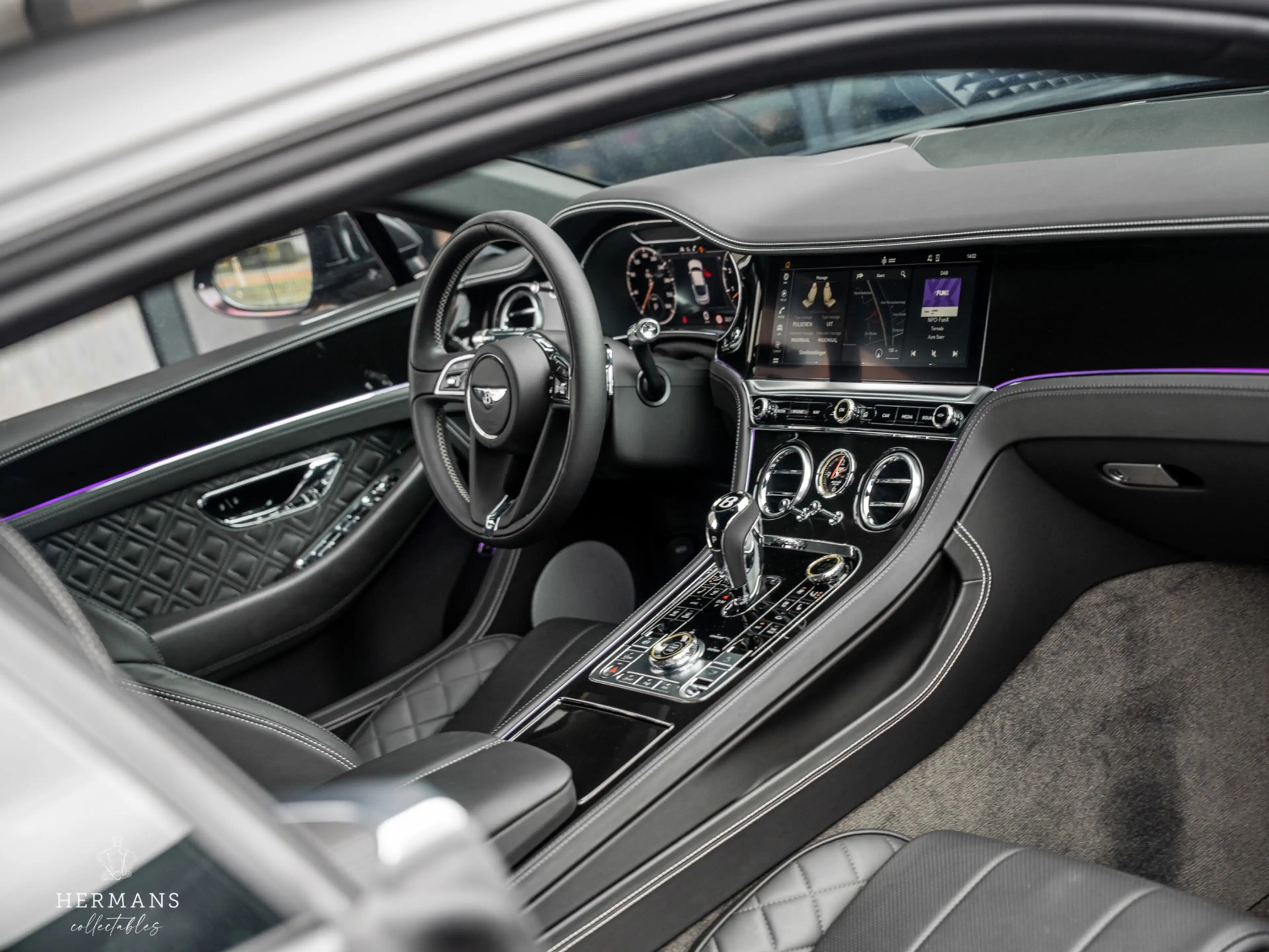 Bentley Continental GT 4.0 V8 / Massage / Adaptive / Perfect History — photo 17
