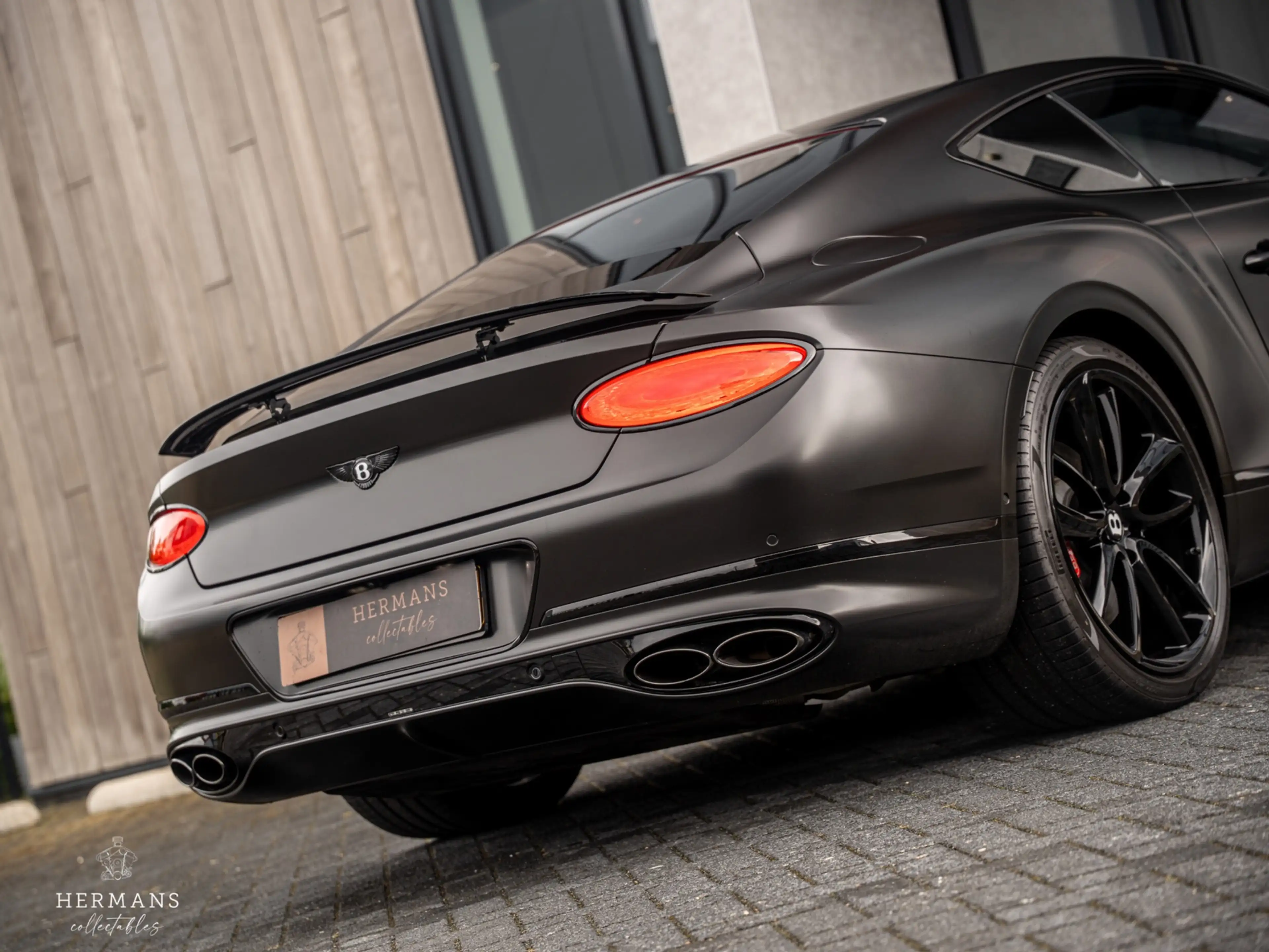 Bentley Continental GT 4.0 V8 / Massage / Adaptive / Perfect History — photo 10