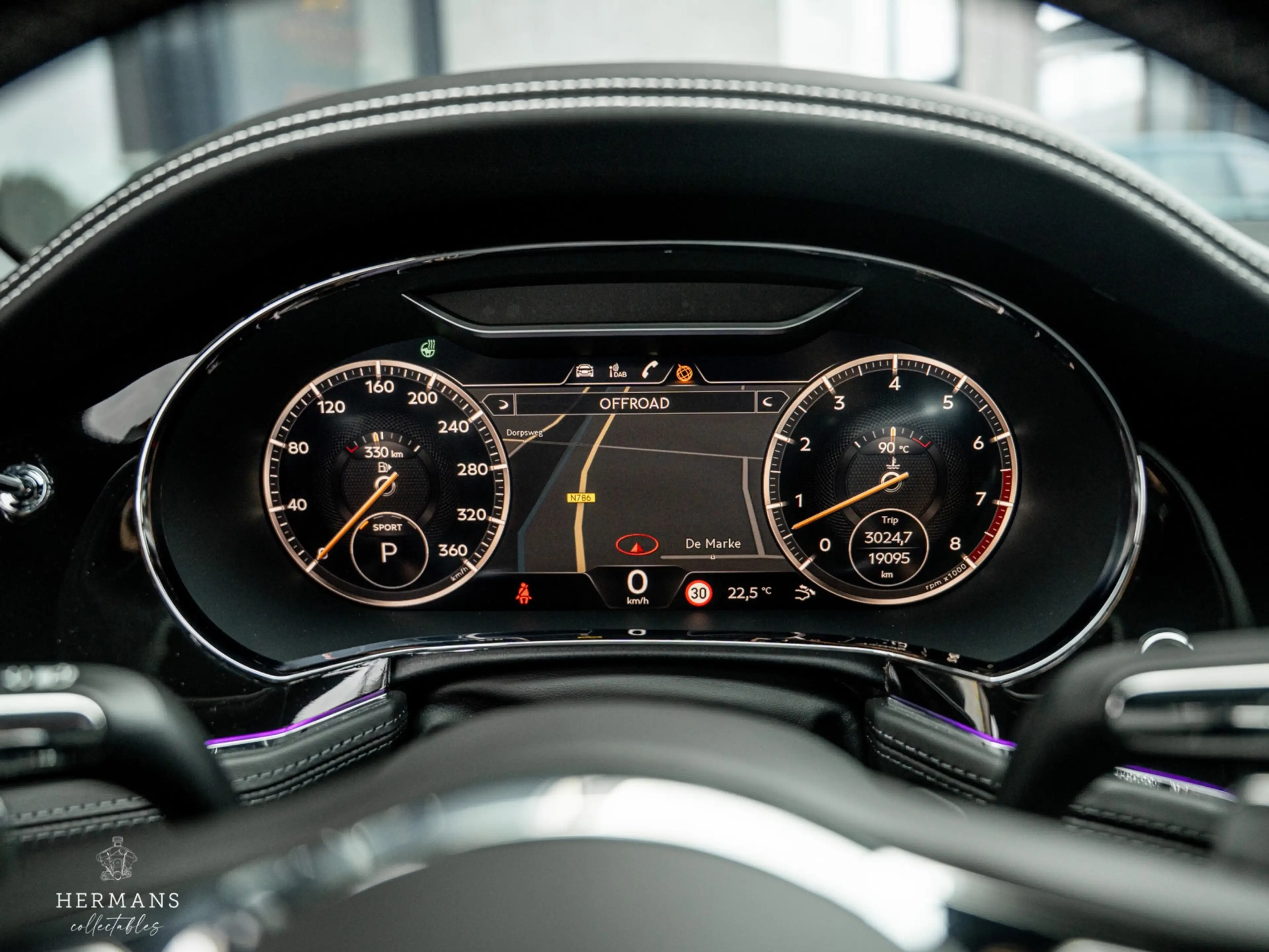 Bentley Continental GT 4.0 V8 / Massage / Adaptive / Perfect History — photo 20