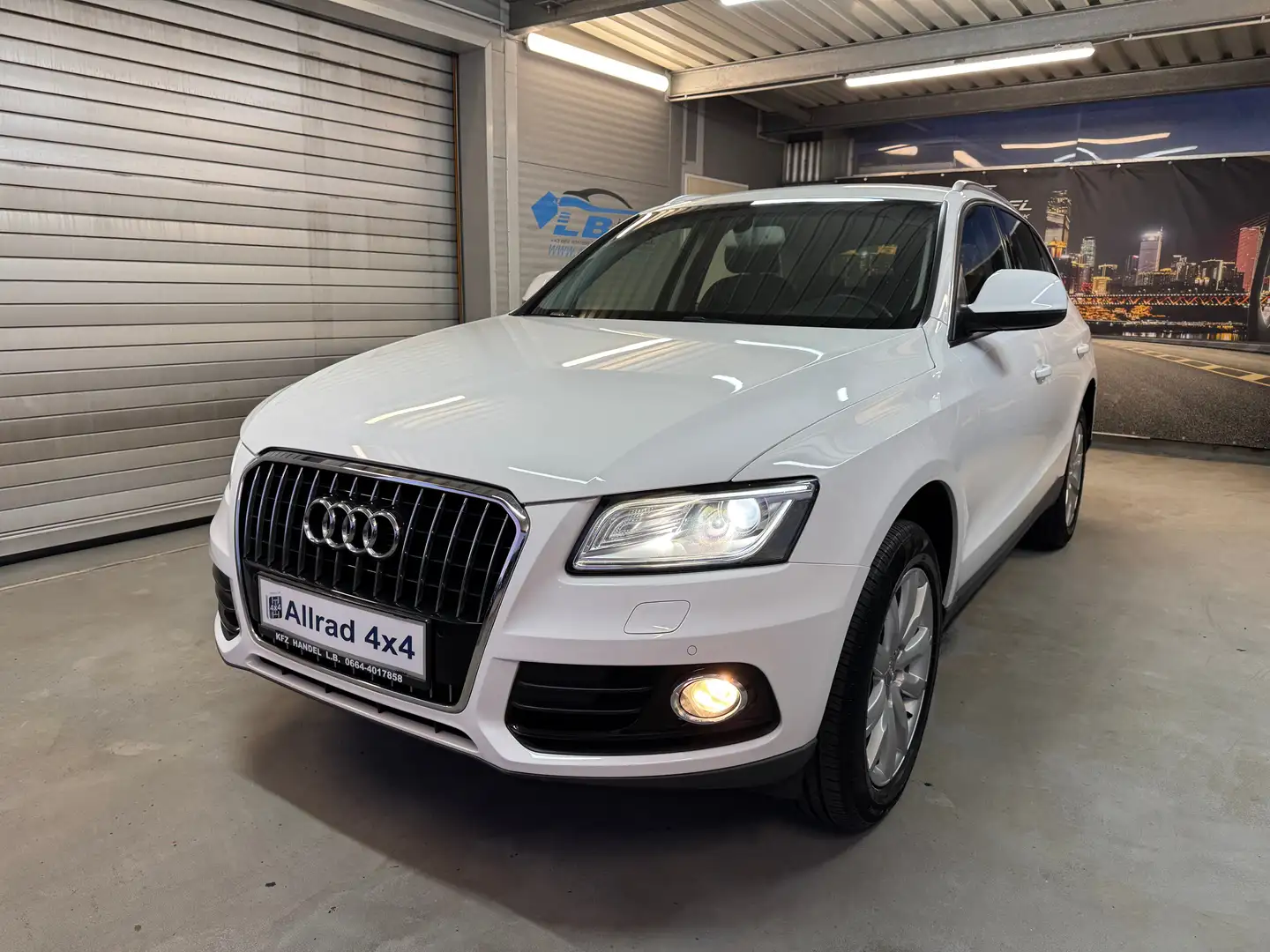 Audi Q5 2.0 TDI 110 kW quattro Weiß - 2