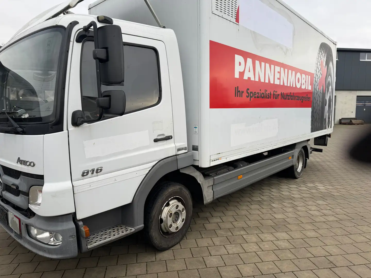 Mercedes-Benz Atego Weiß - 2