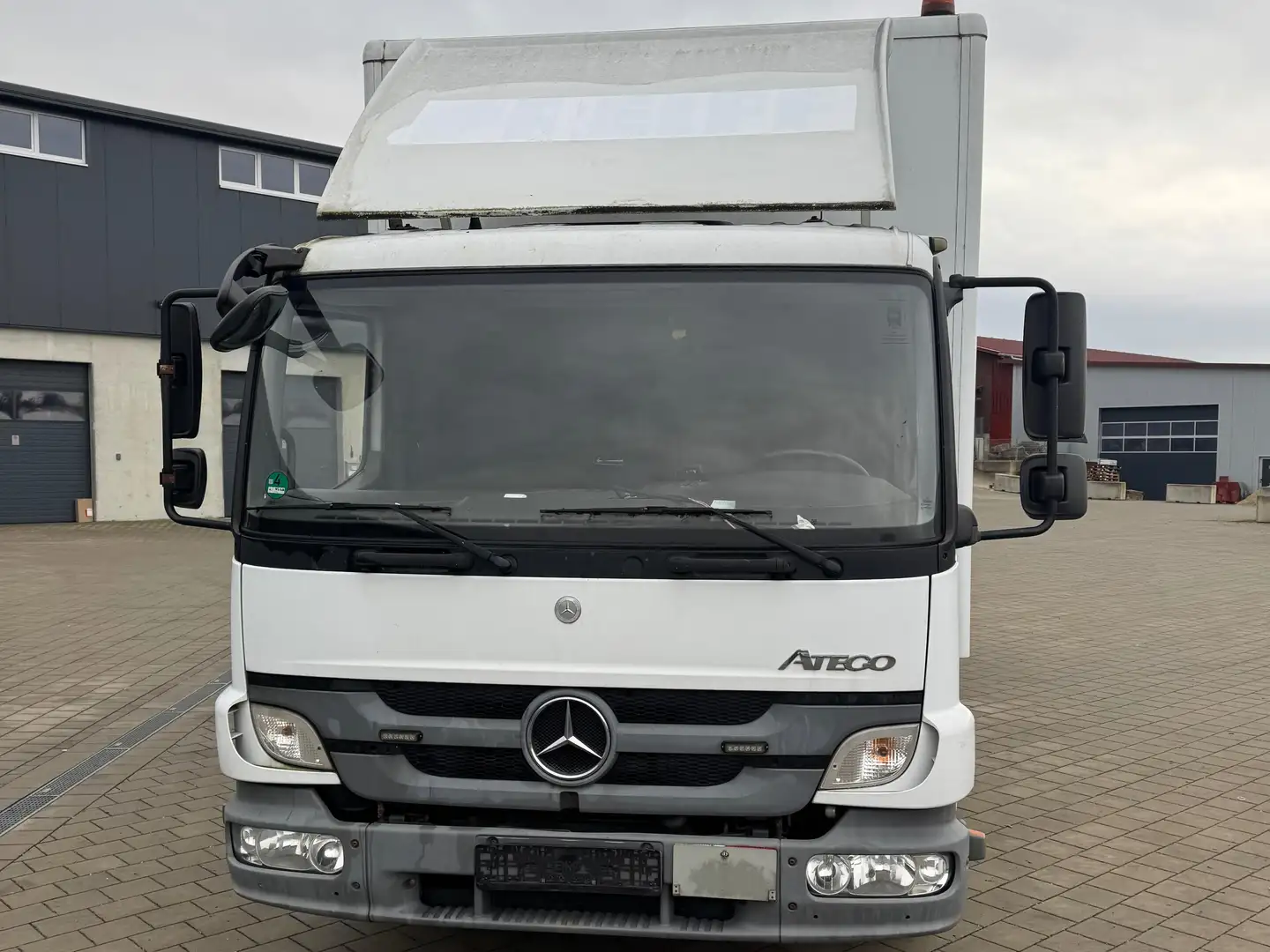 Mercedes-Benz Atego Weiß - 1